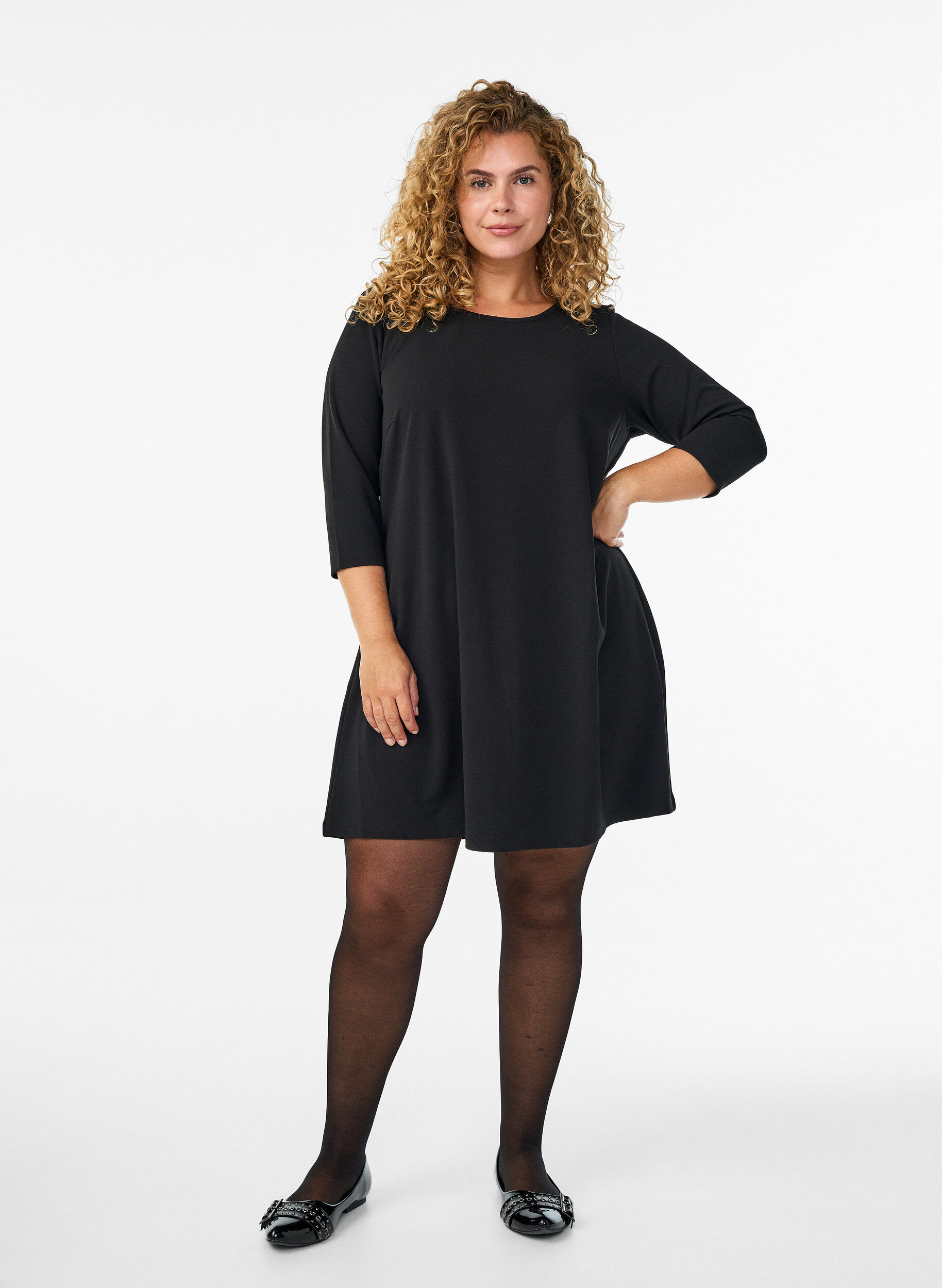 ZizziKort kjole med a-facon og 3/4 &aelig;rmer, Sort, Model image number 1
