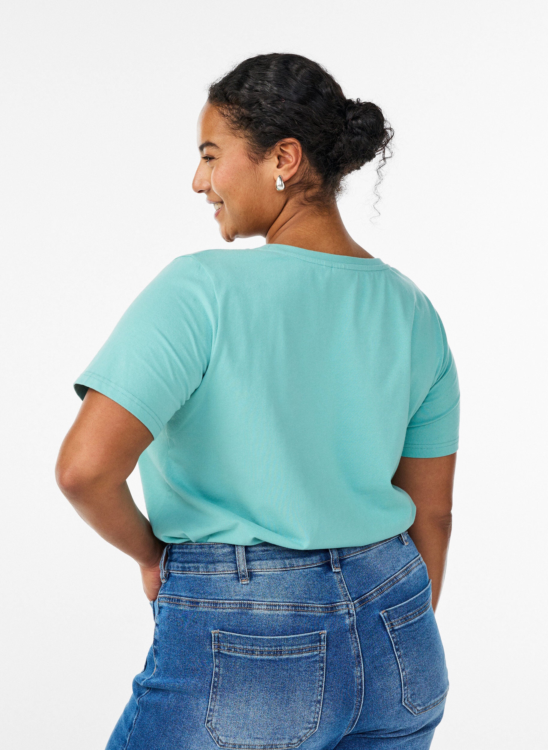 ZizziEnsfarvet basis t-shirt i bomuld, Gr&oslash;n, Model image number 2