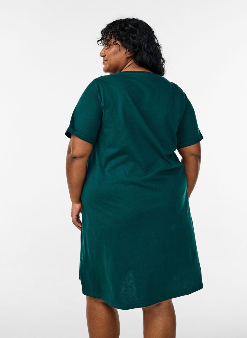 Kort&aelig;rmet natkjole i &oslash;kologisk bomuld, Gr&oslash;n, Model image number 2