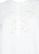 Bluse med flæser og broderi anglaise, Bright White, Packshot image number 2