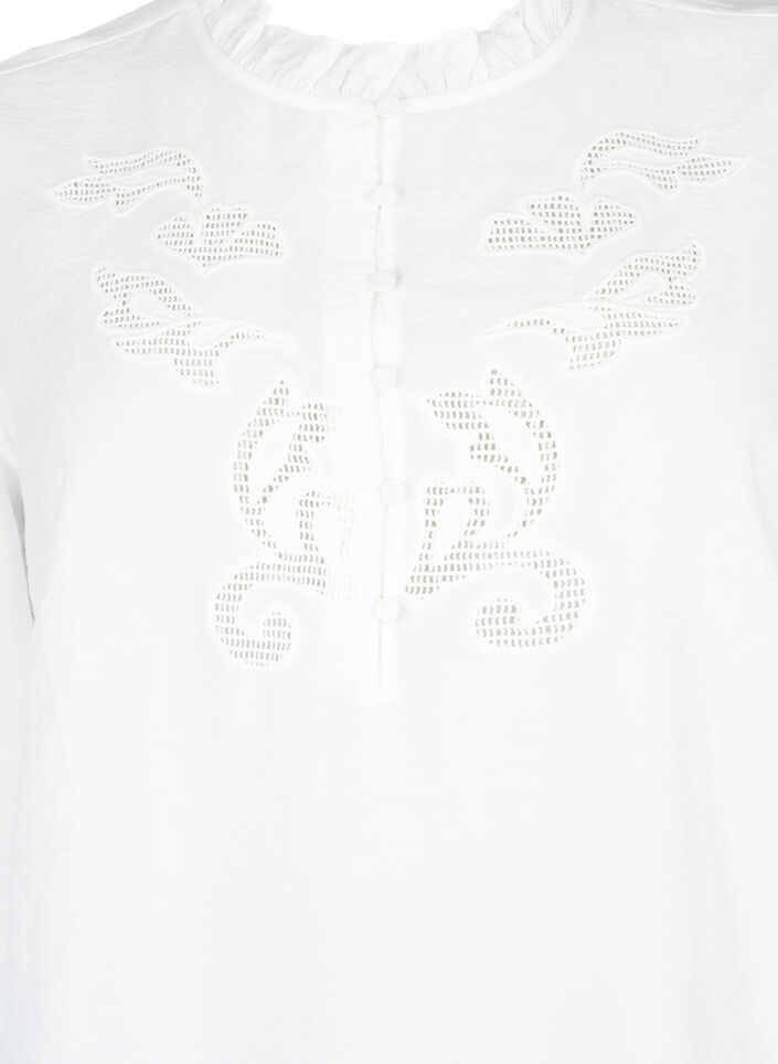 Bluse med flæser og broderi anglaise, Bright White, Packshot image number 2