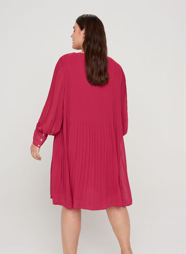 Langærmet kjole med plissé, Vivacious, Model image number 1