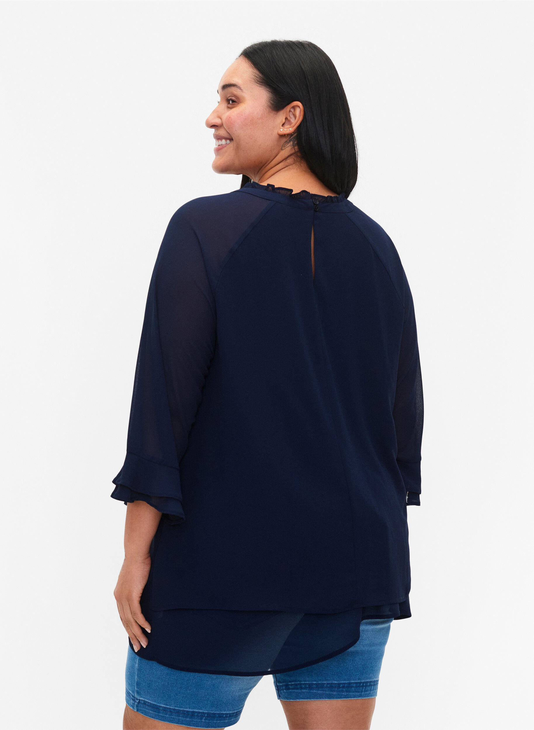 Zizzi Bluse med asymmetrisk bund og 3/4 &aelig;rmer, Navy Blazer, Model image number 1
