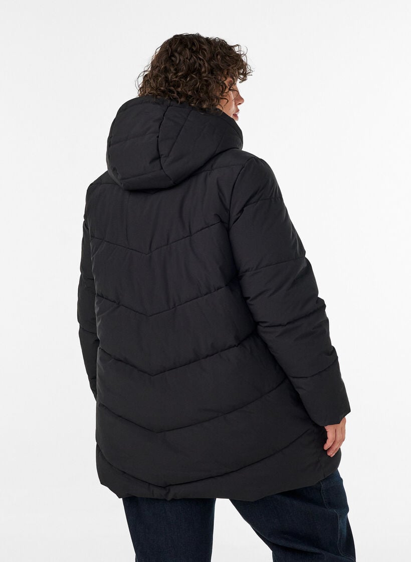 Mellemlang pufferjakke med h&aelig;tte, Sort, Model image number 2