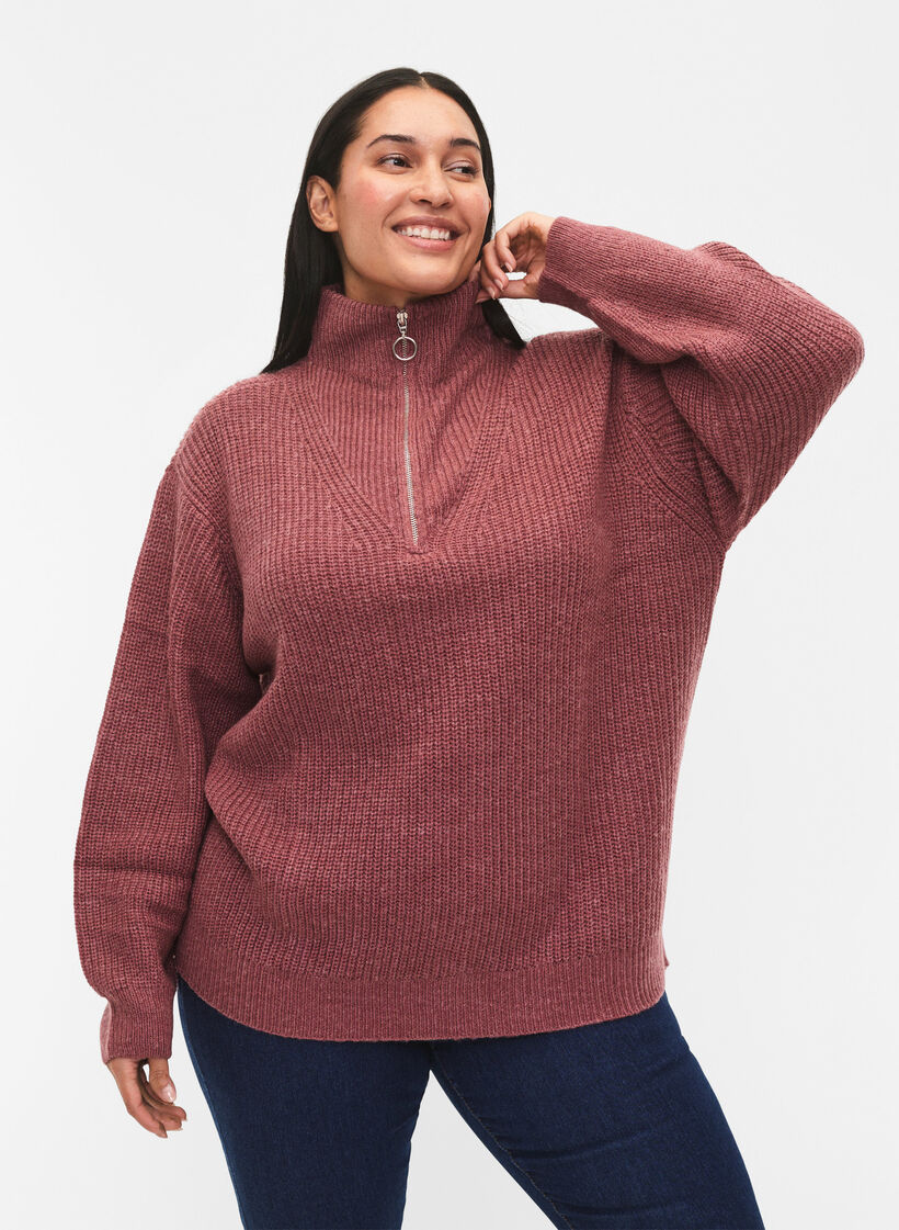 Striktr&oslash;je med h&oslash;j hals og lynl&aring;s, Lyser&oslash;d, Model image number 0