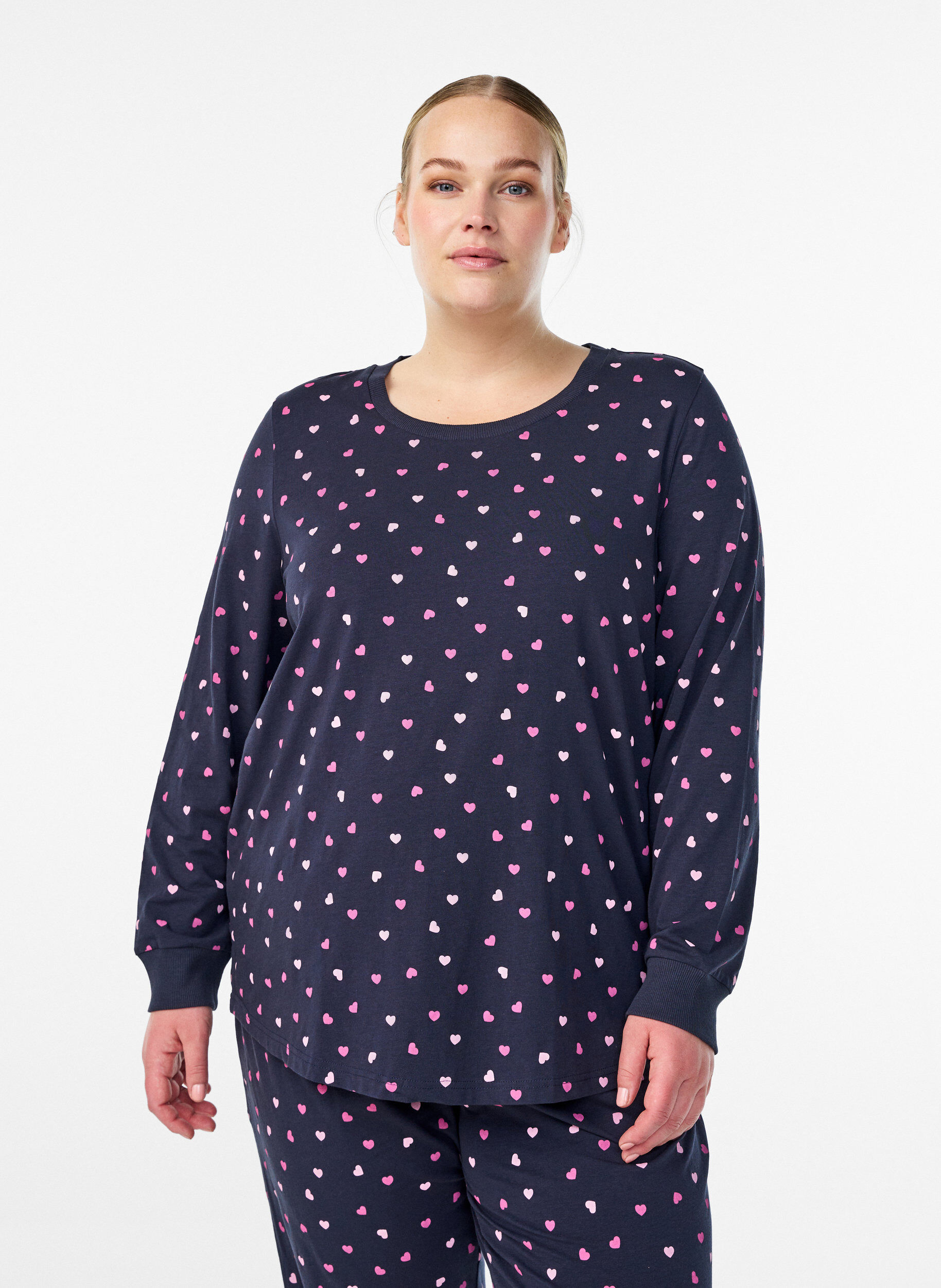 Natbluse med print, Bl&aring;, Model