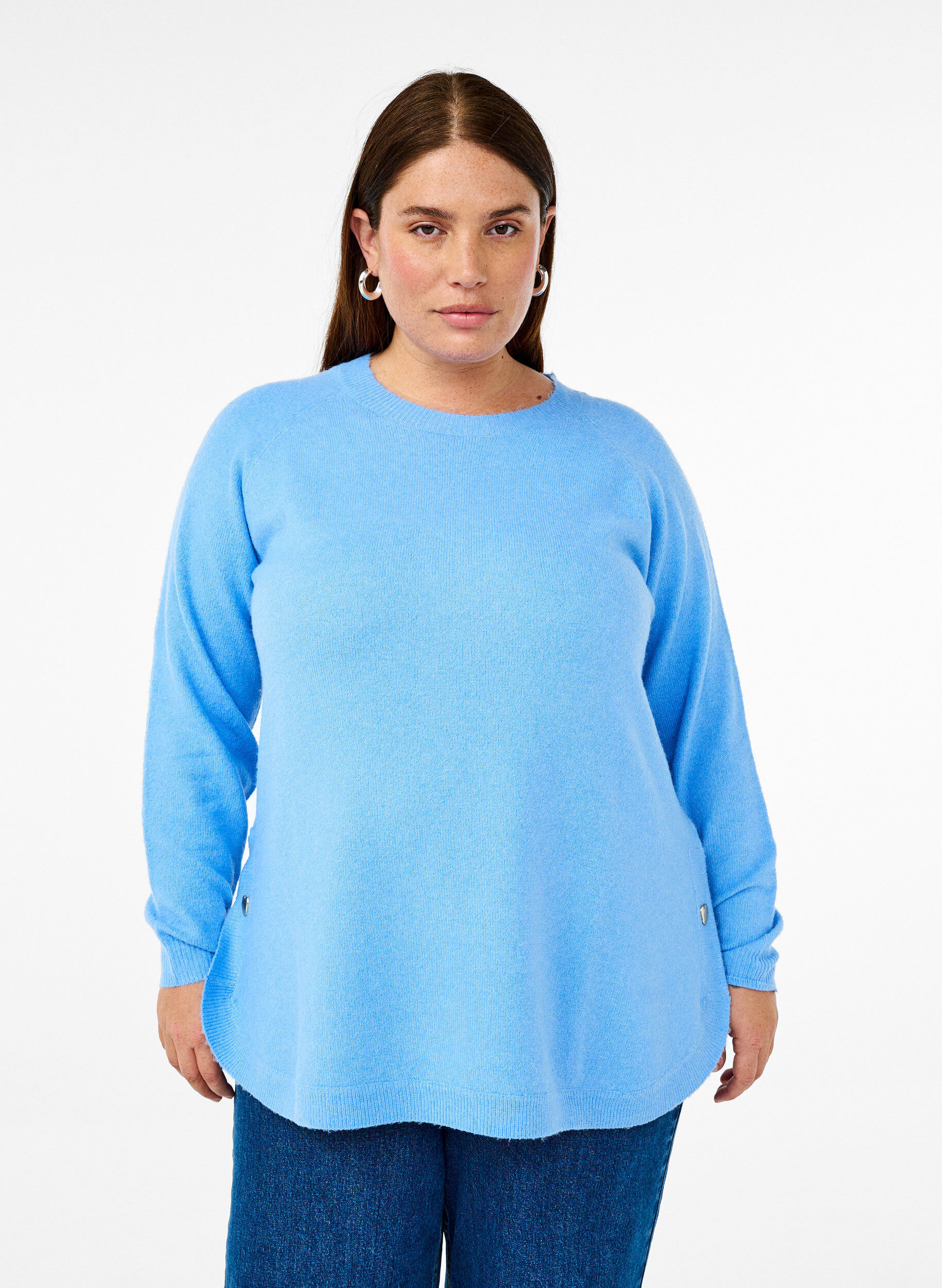 Zizzi Lang strikbluse med knapdetalje i siden, Della R. Blue Mel., Model image number 0