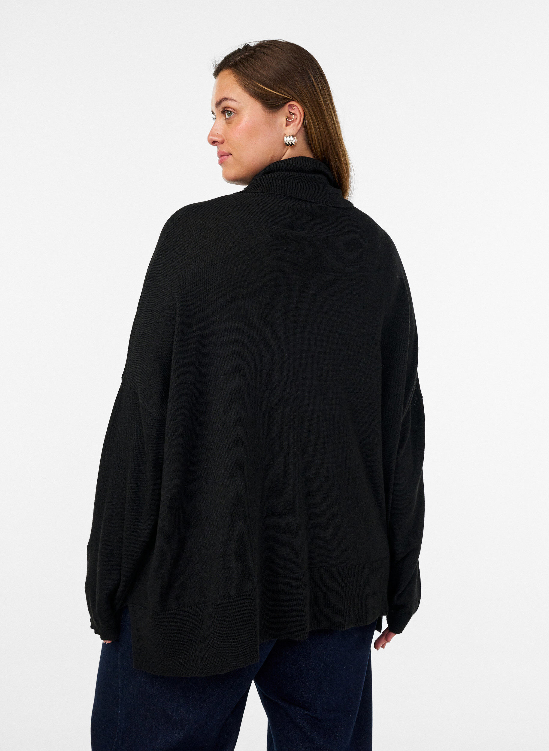 ZizziStrikbluse med rullekrave og l&oslash;s pasform, Sort, Model image number 2