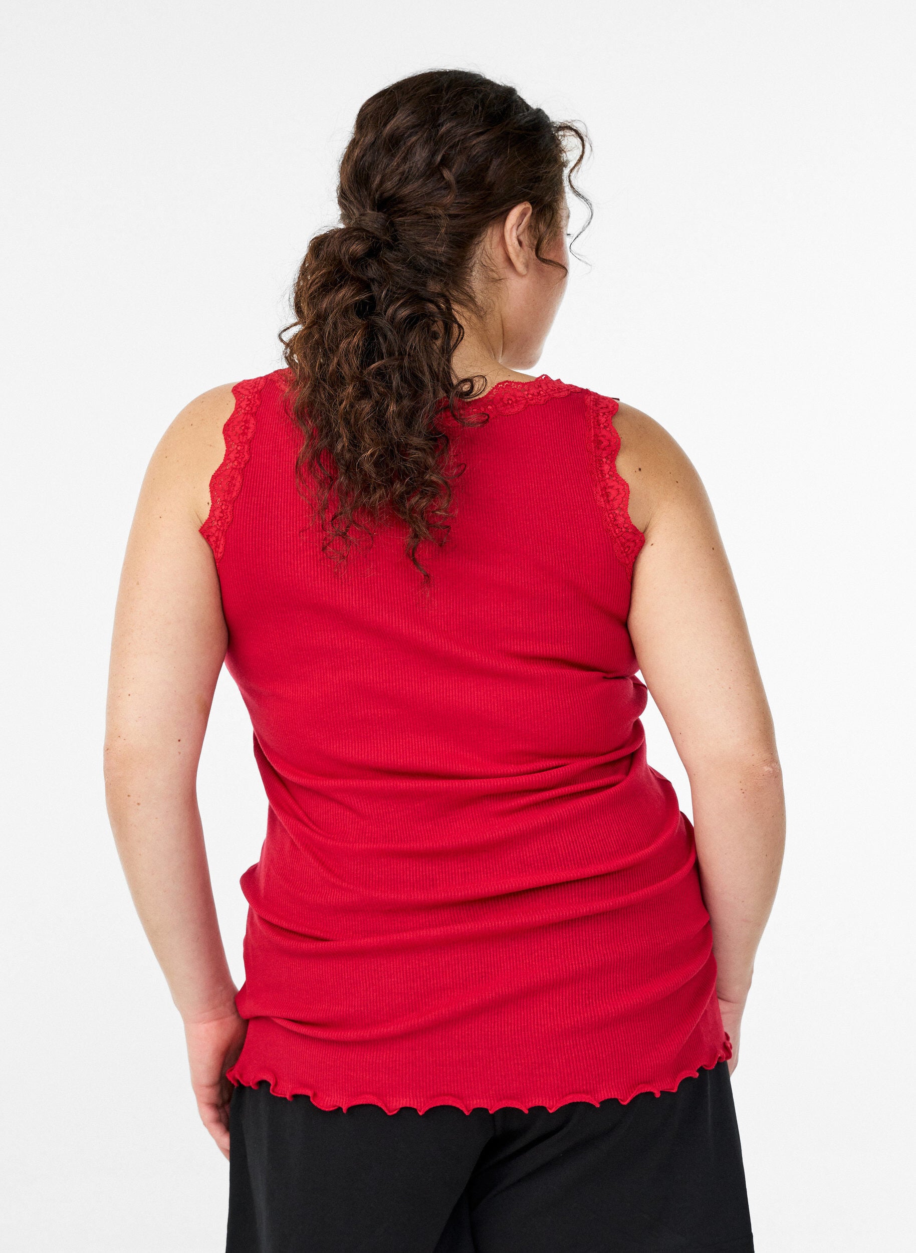 ZizziTop med blondekant, R&oslash;d, Model image number 2