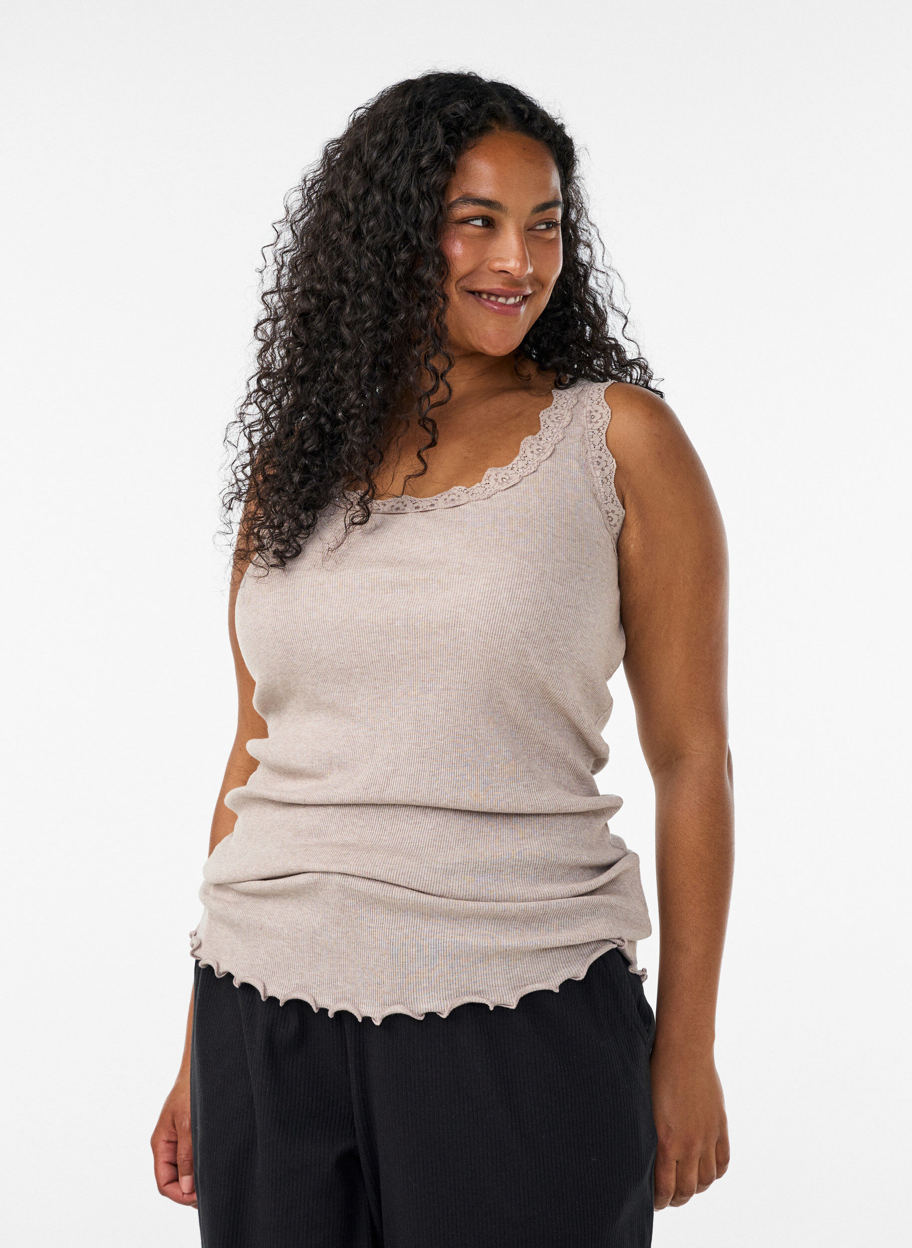 ZizziRibtop med blondekant, Beige, Model image number 0