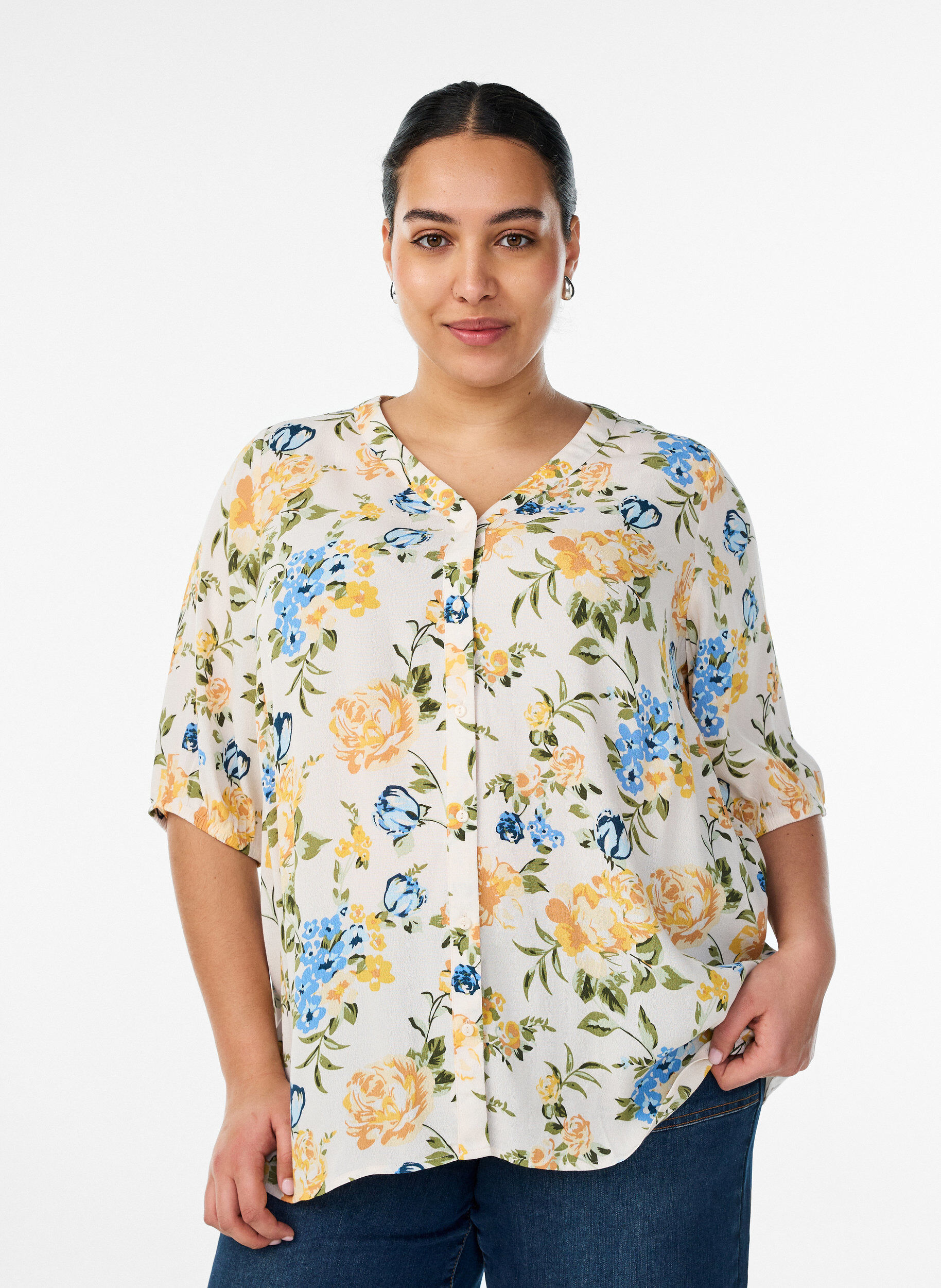 Zizzi Bluse i viskose med print og knaplukning, Vanilla, Model image number 0