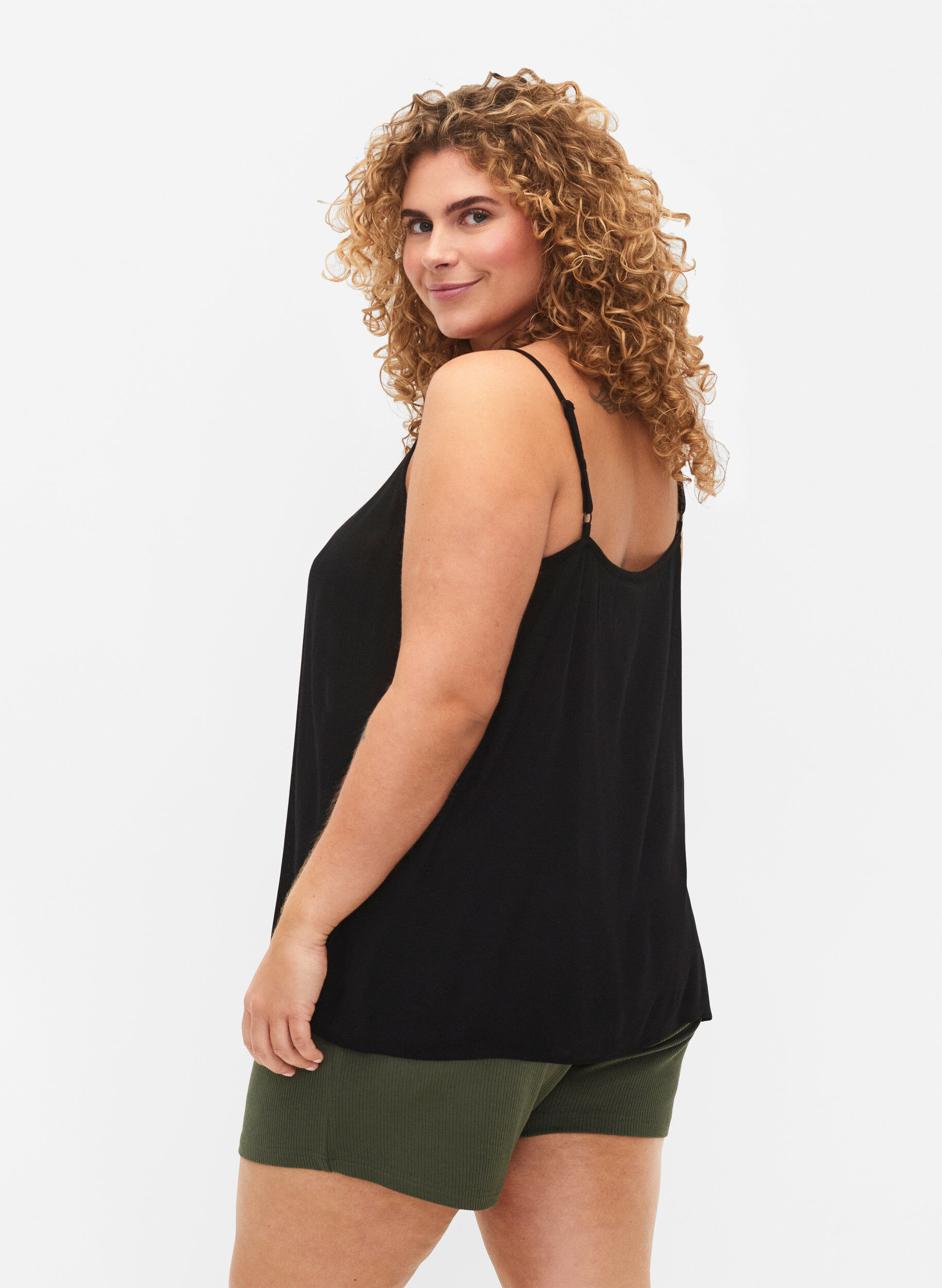 ZizziStrop top i viskose, Sort, Model image number 2