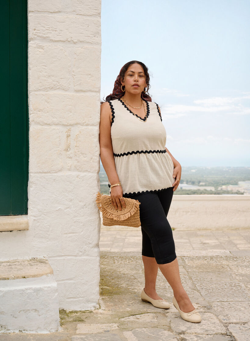 Højtaljede Amy capri jeans med super slim fit, Sort, Image image number 0