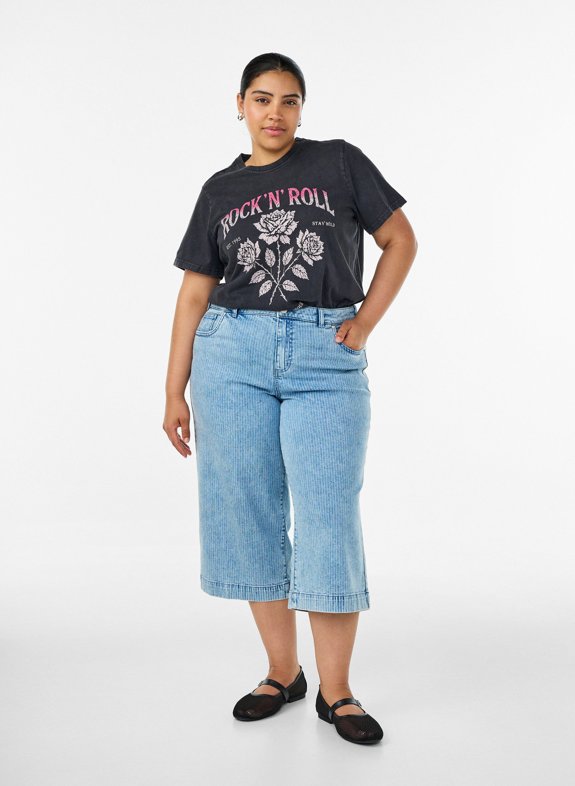 ZizziT-shirt i &oslash;kologisk bomuld med rockprint, Sort, Model image number 1