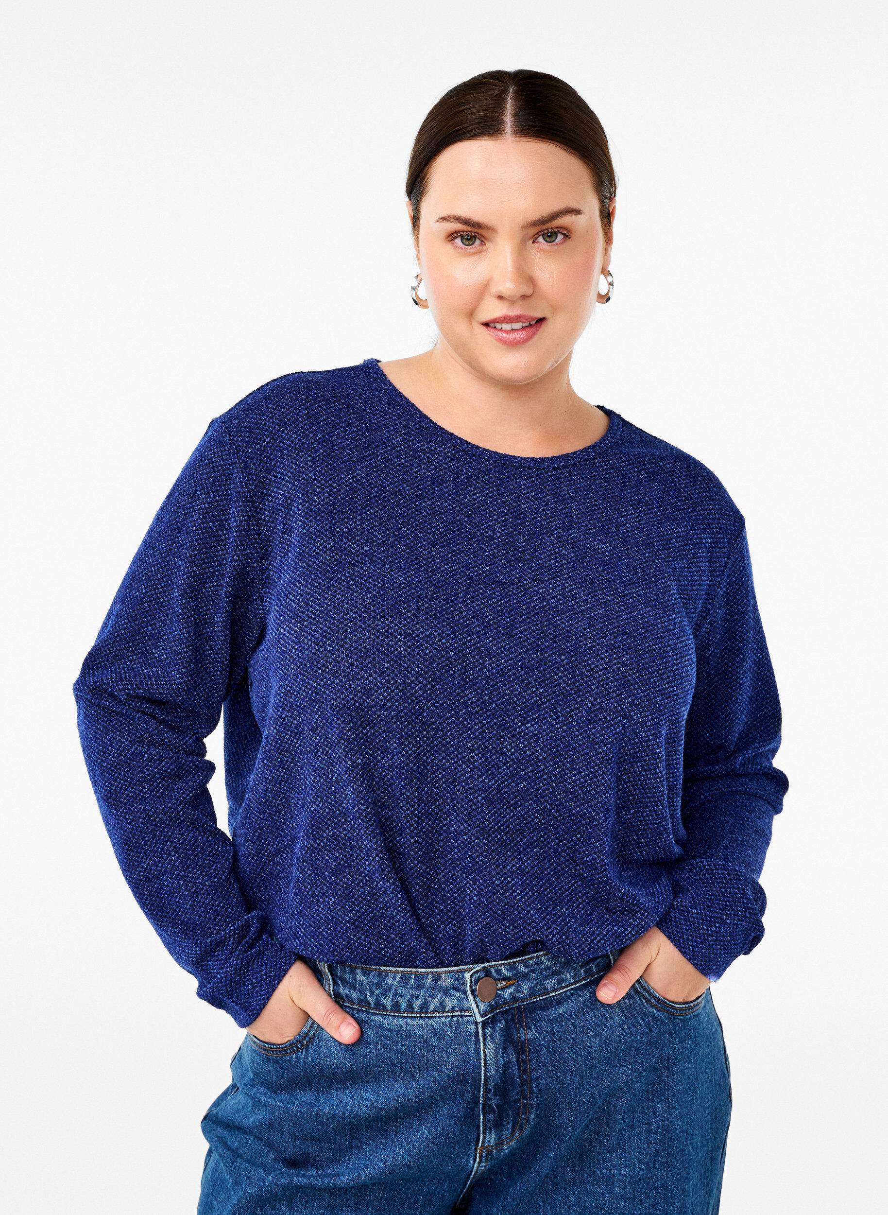 Zizzi Meleret bluse med rund hals og lange &aelig;rmer, Sodalite Blue, Model image number 0