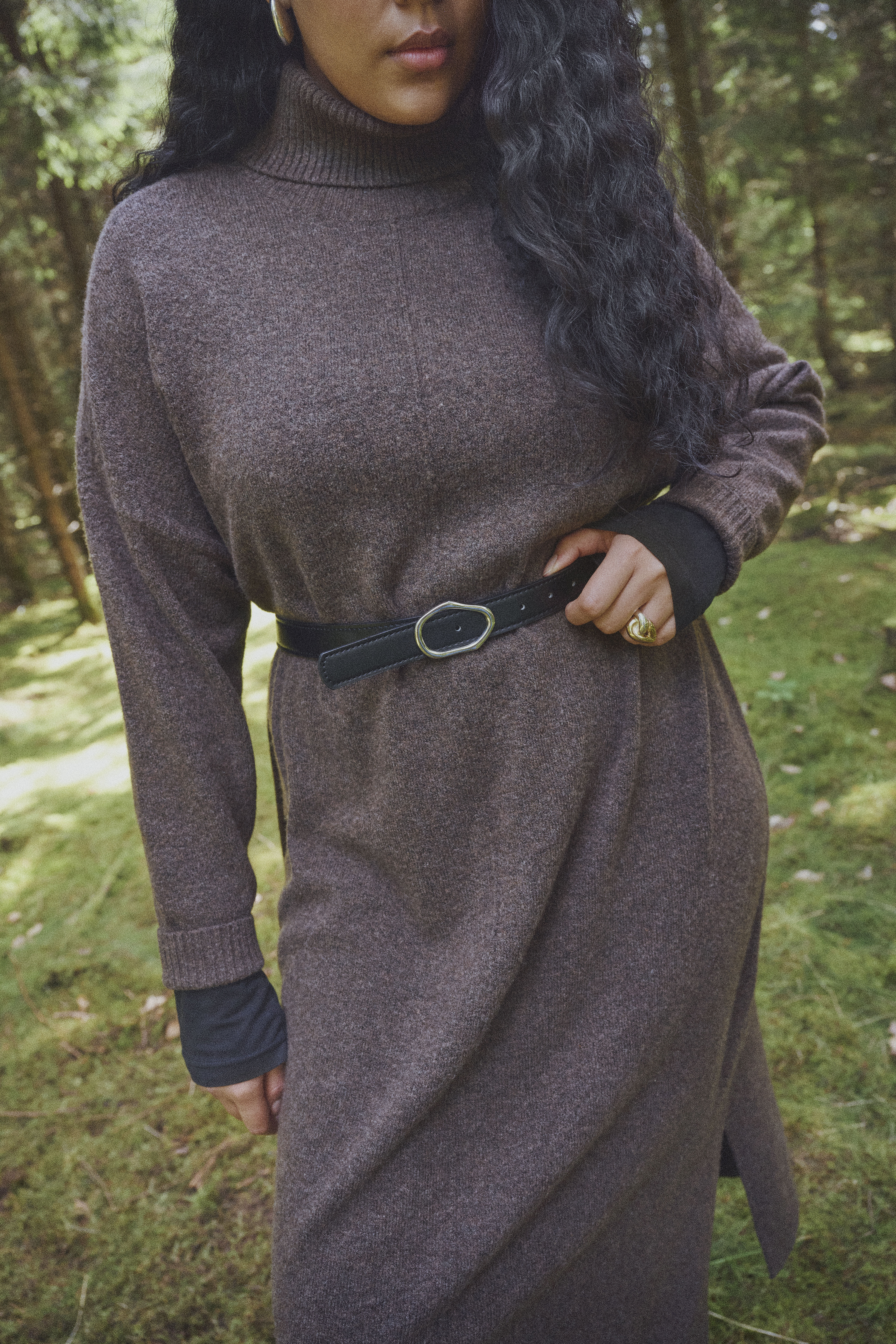Naturlig elegance i jordtoner, , Model