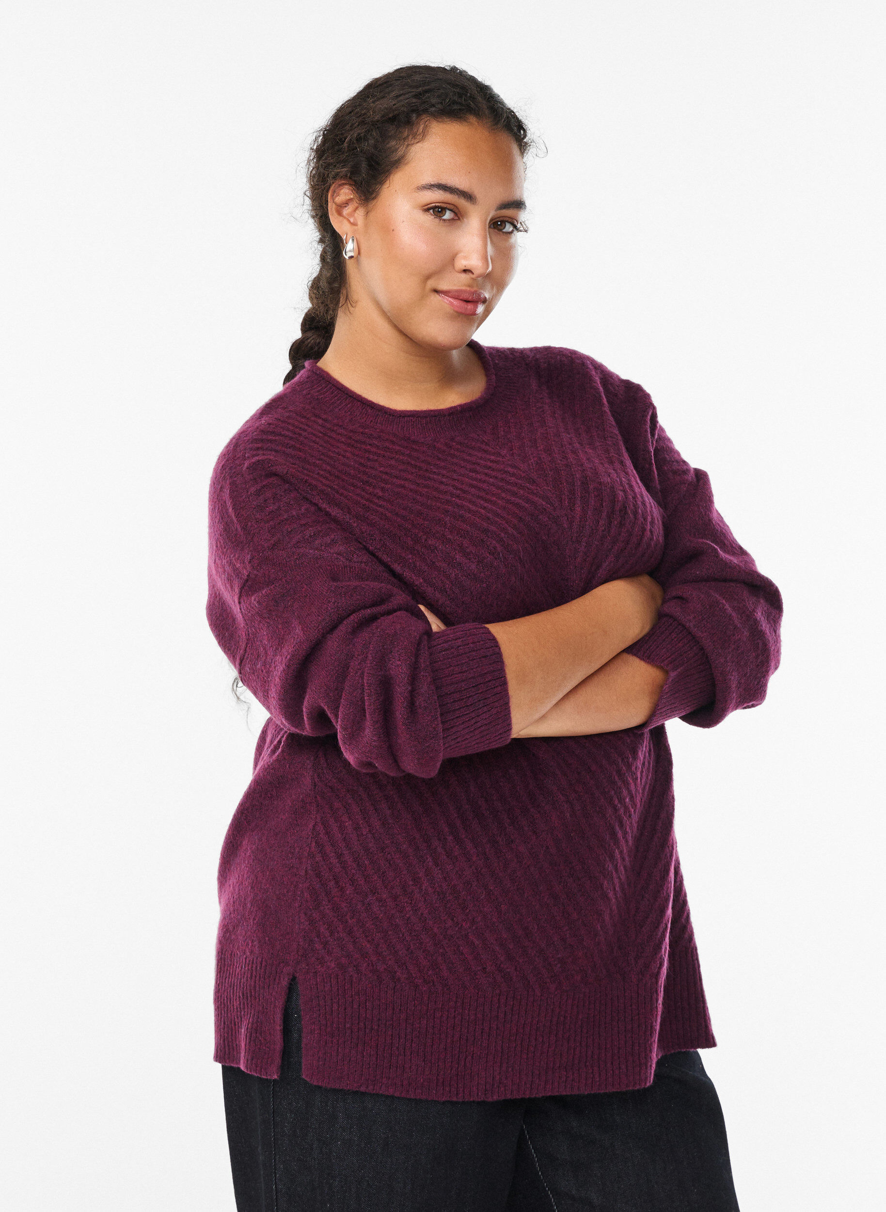 Zizzi Strikbluse med V-formet ribm&oslash;nster og slidser, Lilla, Model image number 0