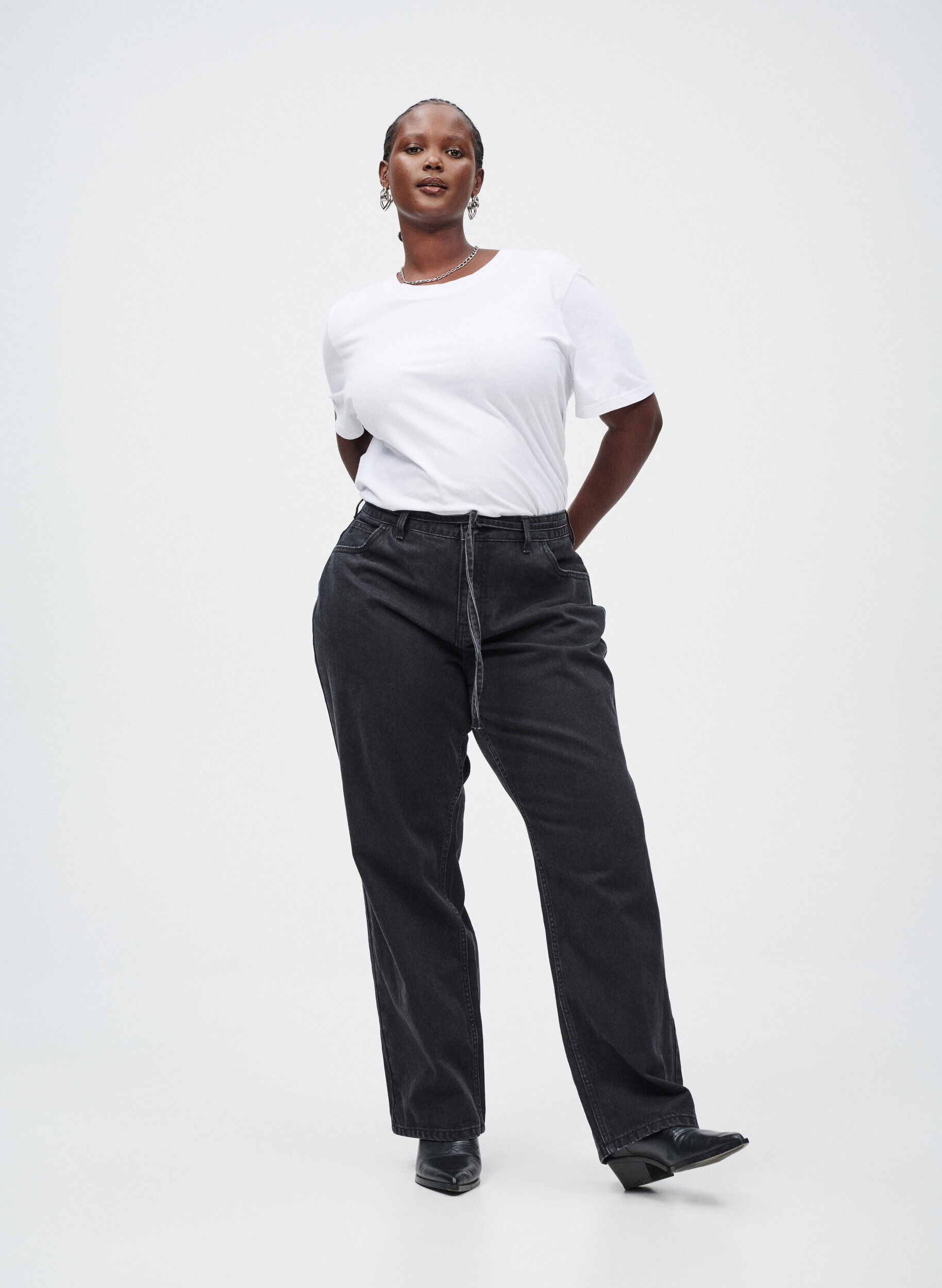 Zizzi Straight fit jeans med bindeb&aring;nd, Sort, Image image number 0