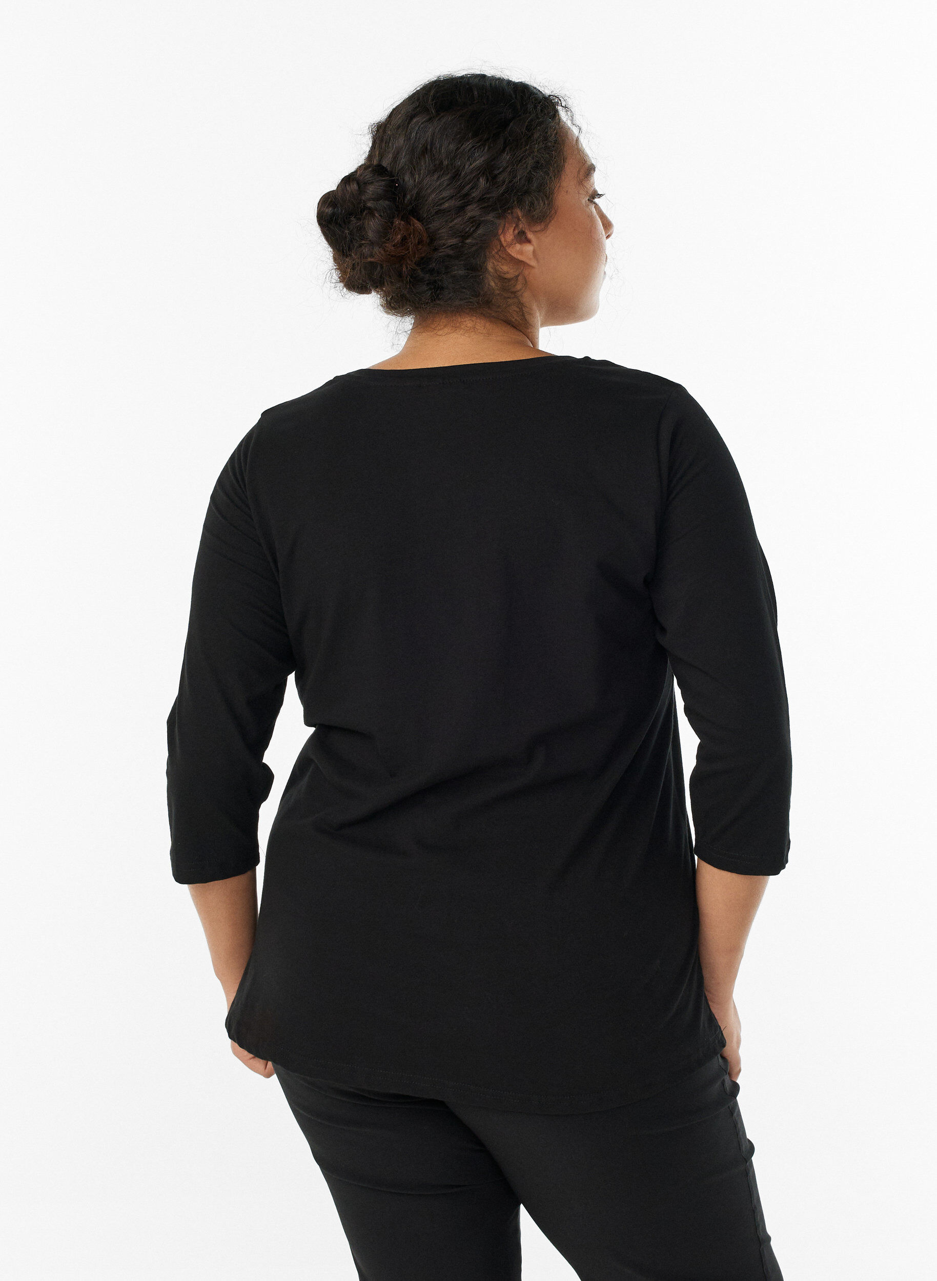 ZizziBasis bomulds t-shirt med 3/4 &aelig;rmer, Sort, Model image number 2