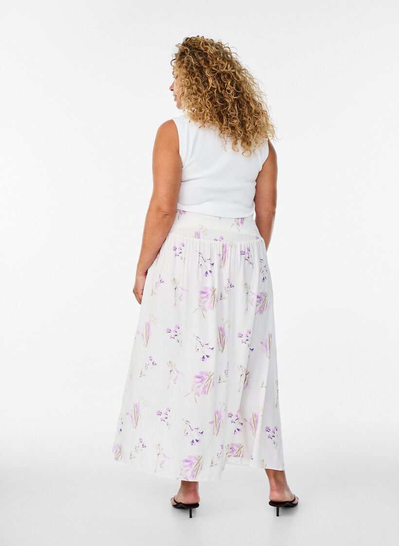 Maxinederdel i viskose med smock, Hvid, Model image number 2