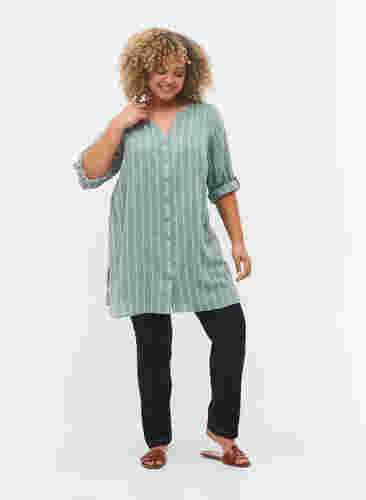 Stribet skjorte med v-udskæring, Balsam Green Stripe, Model image number 2