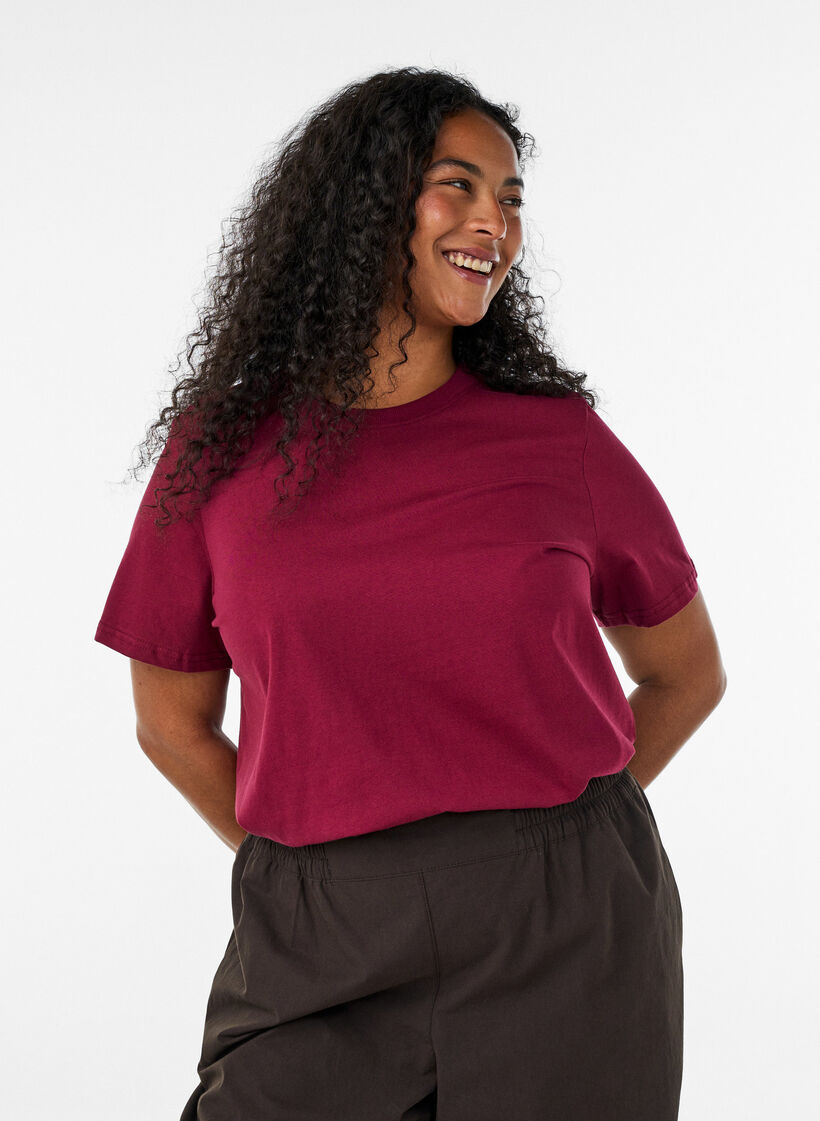 Basis t-shirt i bomuld med rund hals , R&oslash;d, Model image number 0
