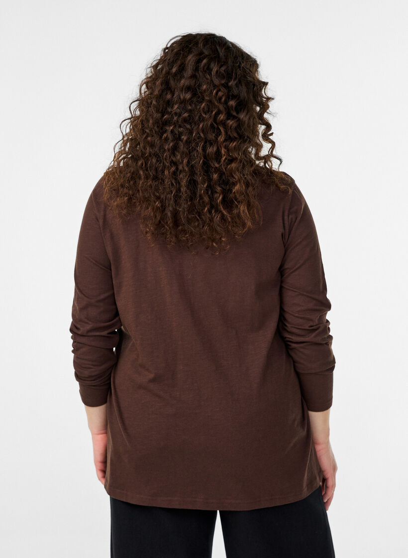 Lang&aelig;rmet t-shirt med V-hals og knapper, Brun, Model image number 2