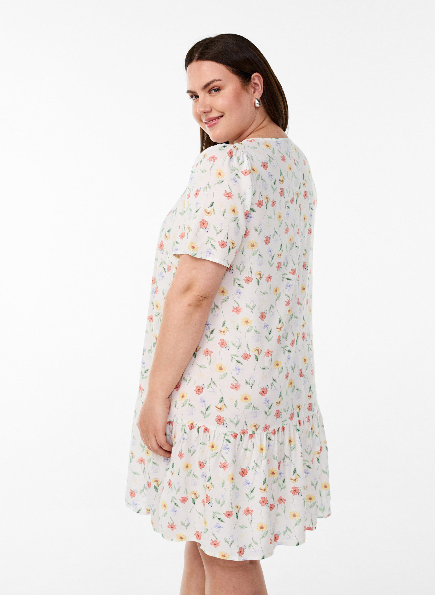 Zizzi FLASH - Kjole i viskose med sk&aelig;ring, Hvid, Model image number 2