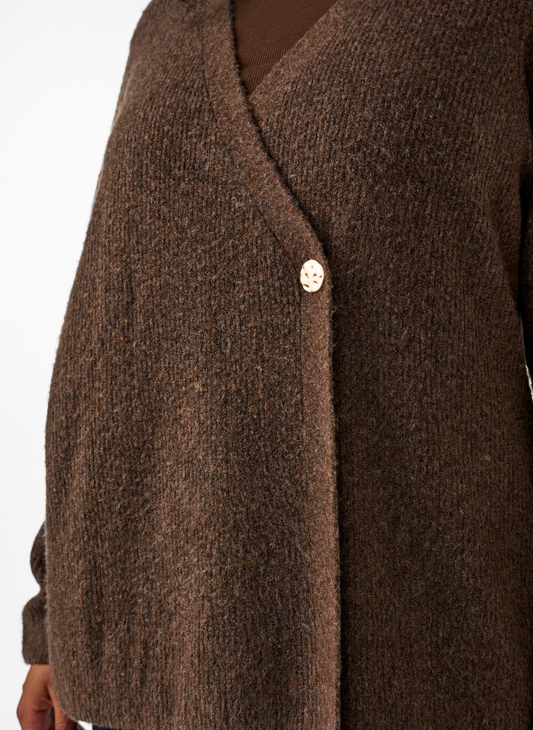 ZizziStrikket cardigan med asymmetrisk lukning, Brun, Model image number 3