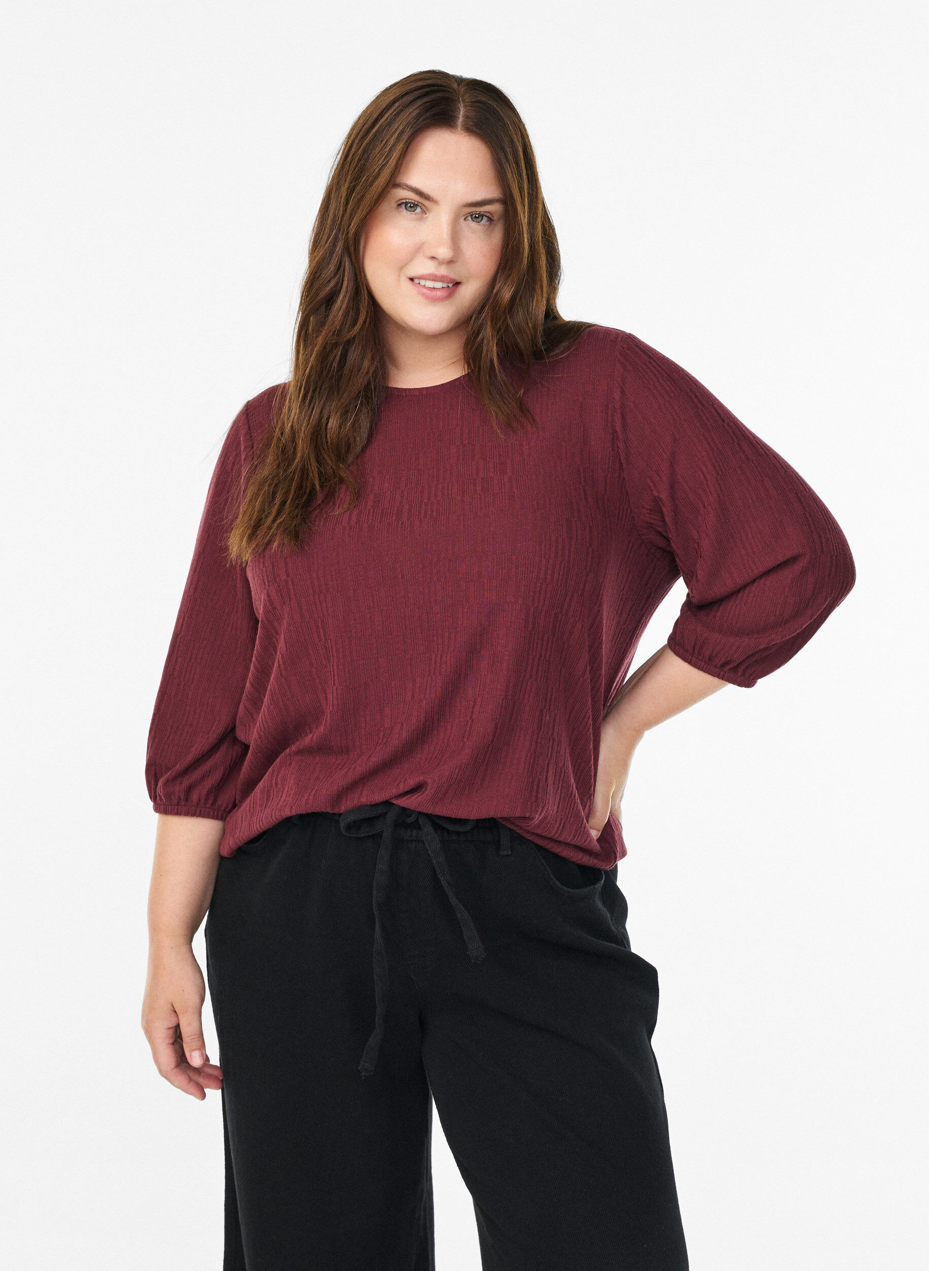 Zizzi Bluse med struktur og 3/4 &aelig;rmer., R&oslash;d, Model image number 0