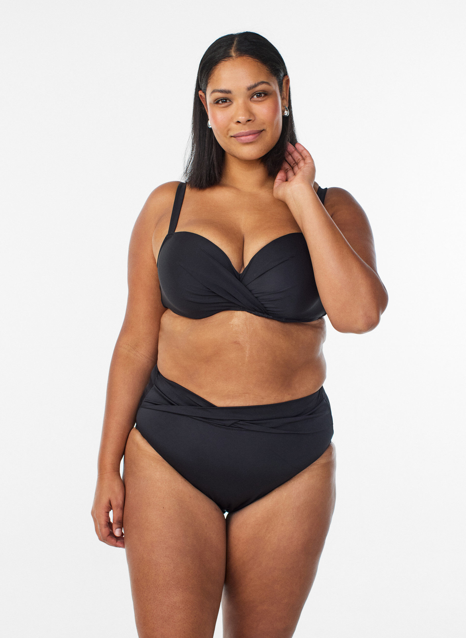 Bikini trusse med wrapdetalje, Sort, Model