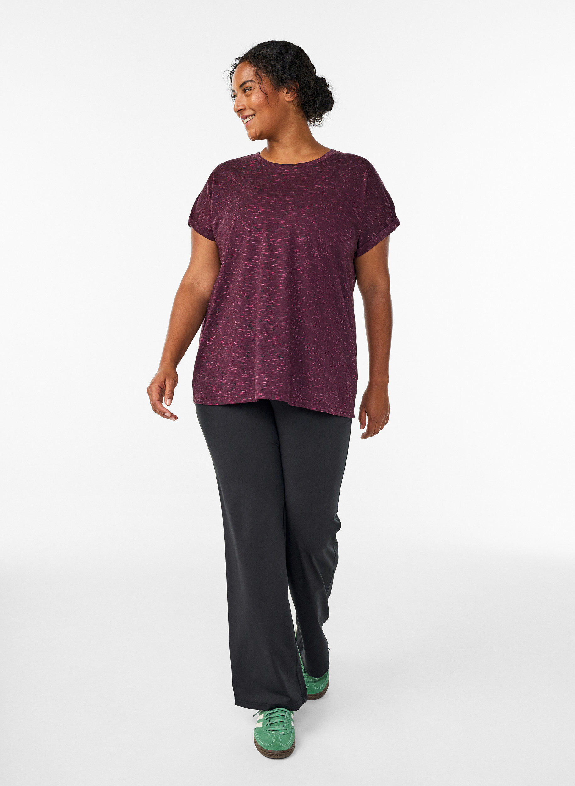 ZizziL&oslash;s tr&aelig;nings t-shirt med korte &aelig;rmer, M&oslash;rk Bordeaux, Model image number 1