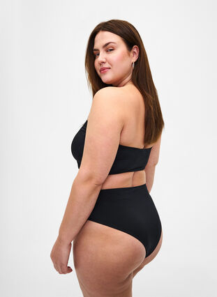 Ensfarvet bandeau-bikinitop, Black, Model image number 1