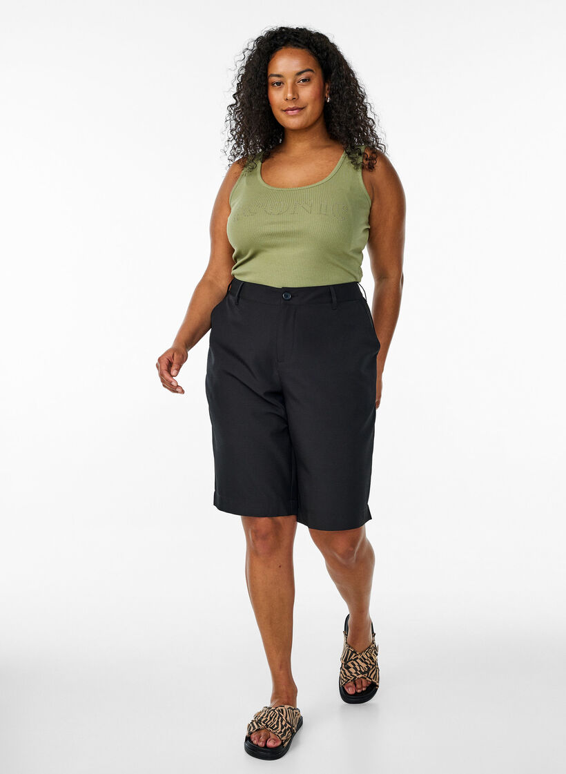 Tætsiddende tanktop med rhinsten, Grøn, Model image number 1