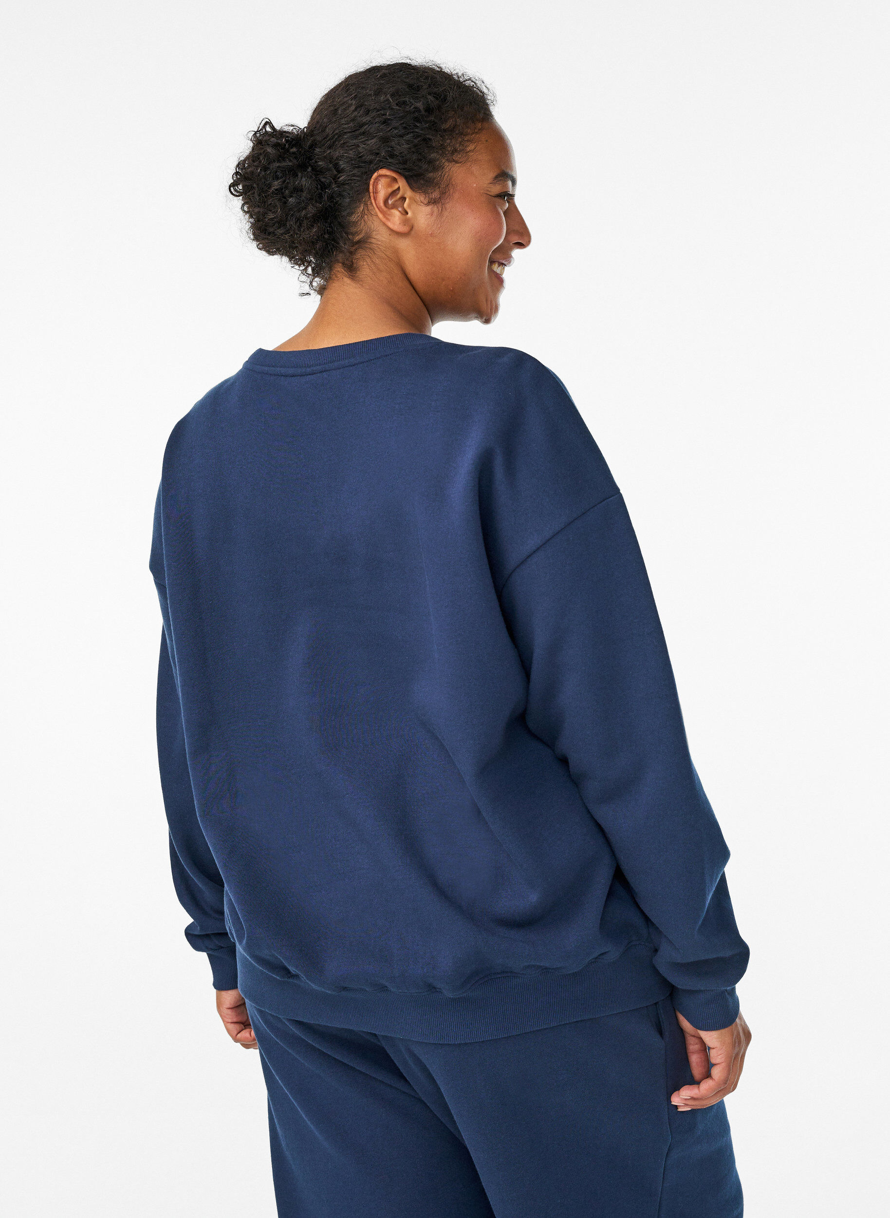 Zizzi Sweatshirt med motiv, Bl&aring;, Model image number 2