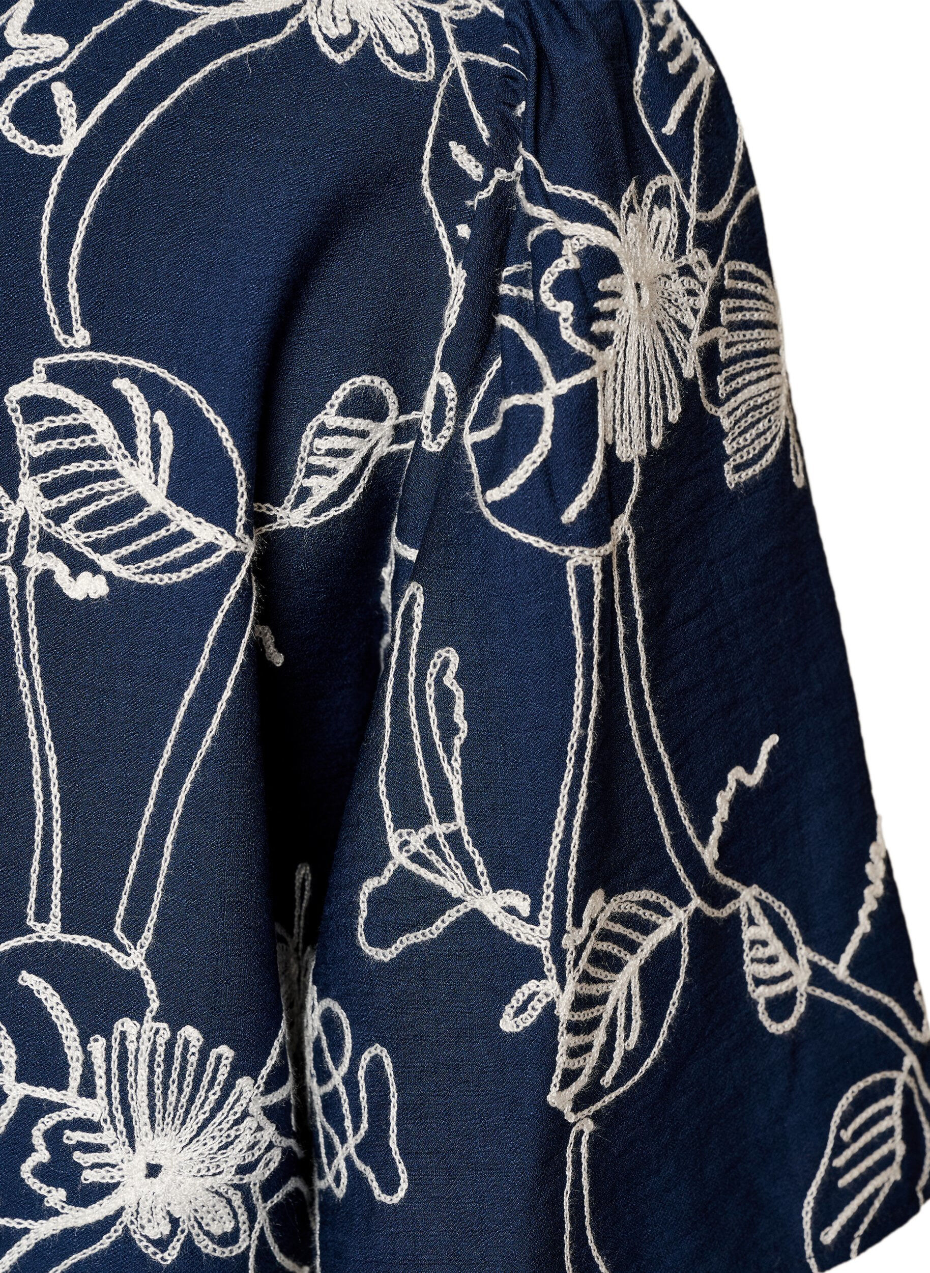 ZizziKort&aelig;rmet bluse med broderet m&oslash;nster, Bl&aring;, Packshot image number 3