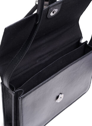 Skuldertaske i læder, Black, Packshot image number 3