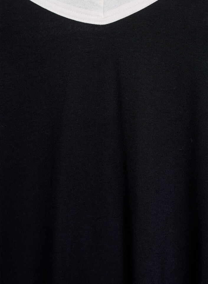 Nattop med stropper og V-udskæring, Sort, Packshot image number 2