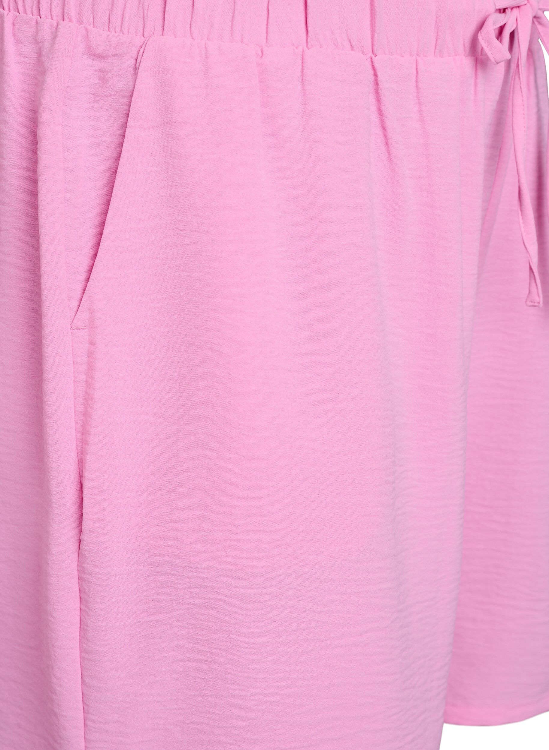 ZizziShorts med lommer og elastik i taljen, Lyser&oslash;d, Packshot image number 2