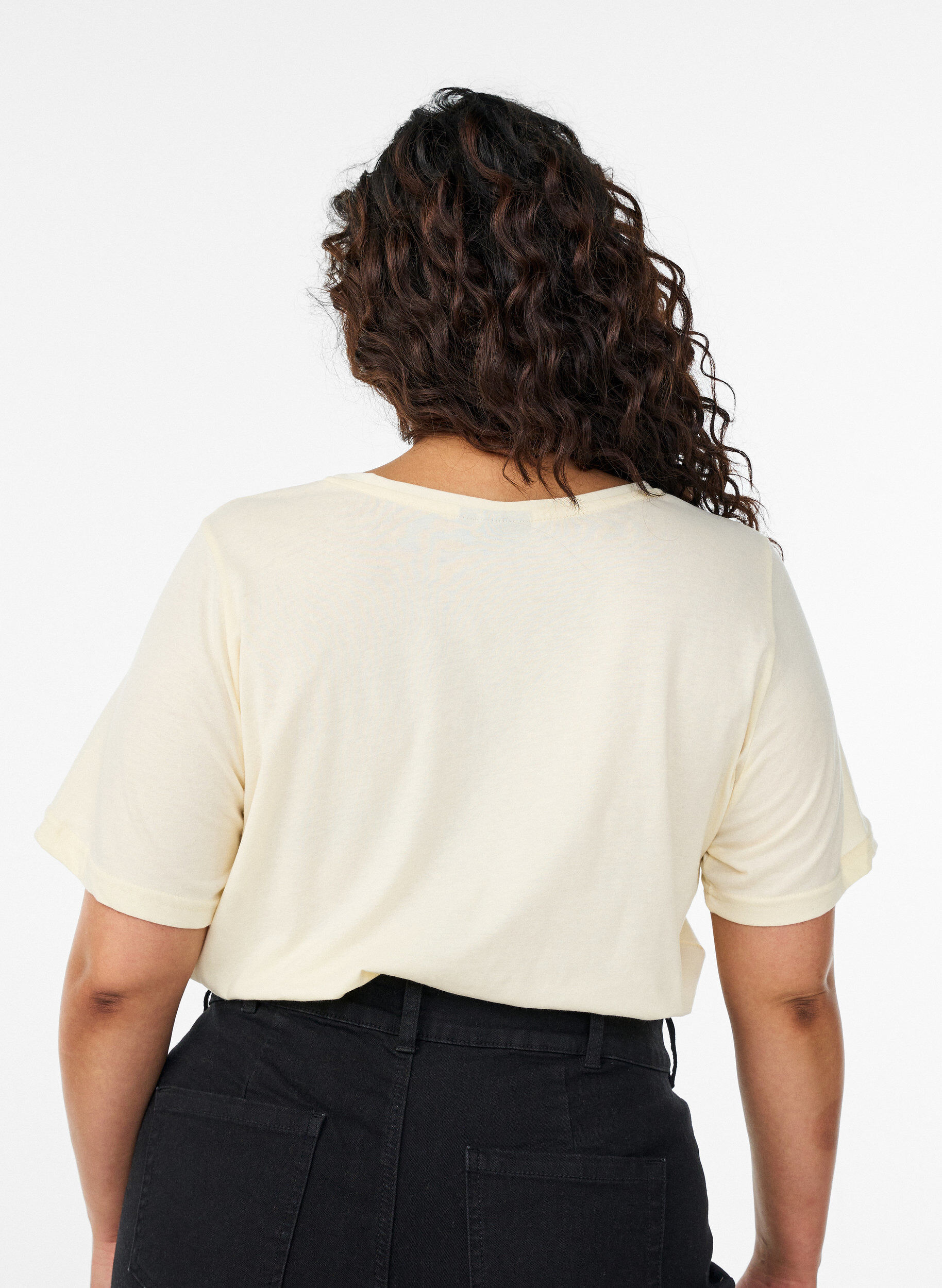 Zizzi T-shirt med motiv, Gul, Model image number 2