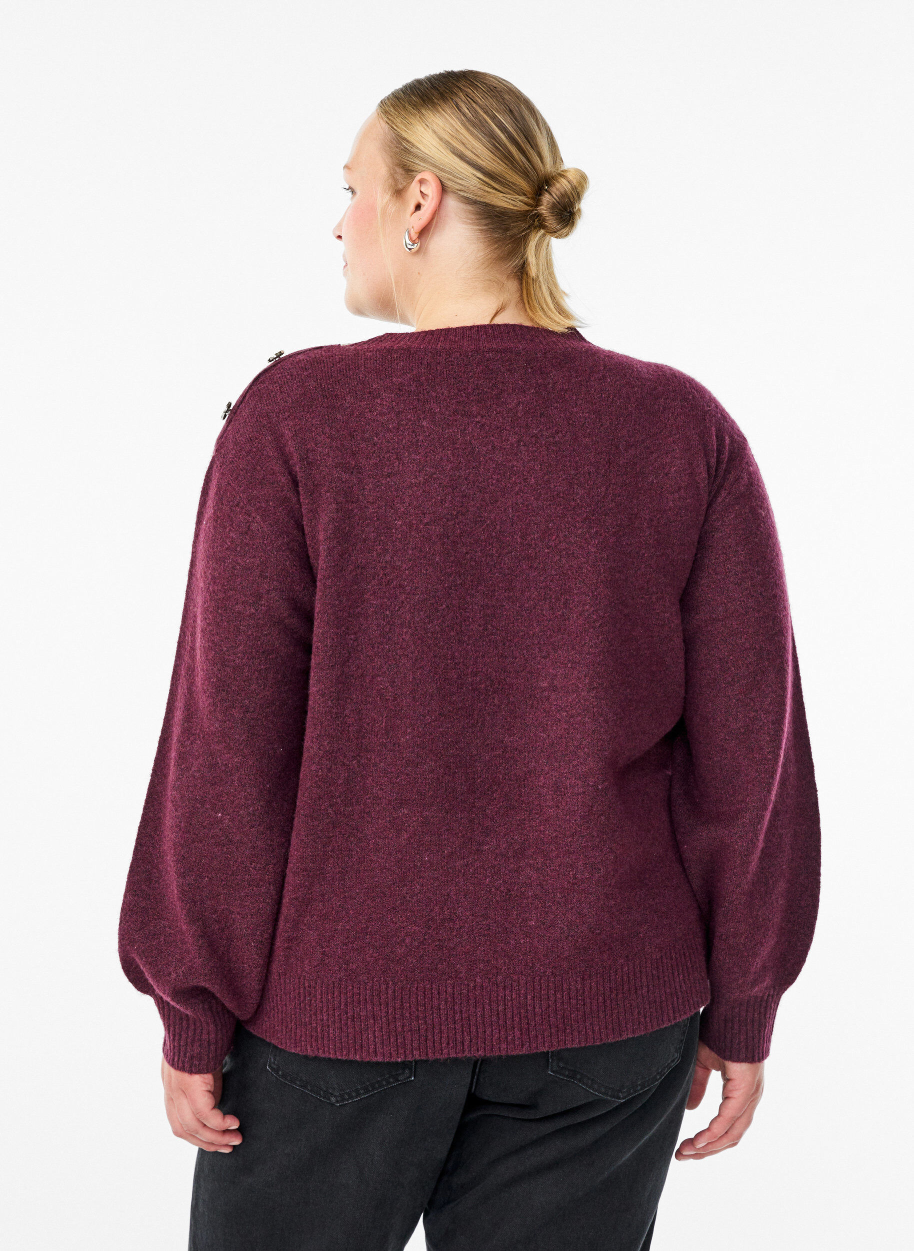 Zizzi Strikbluse med knapdetalje, M&oslash;rk Bordeaux, Model image number 2