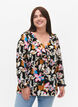 Printet bluse med flæser , Black Multi Flower, Model image number 0