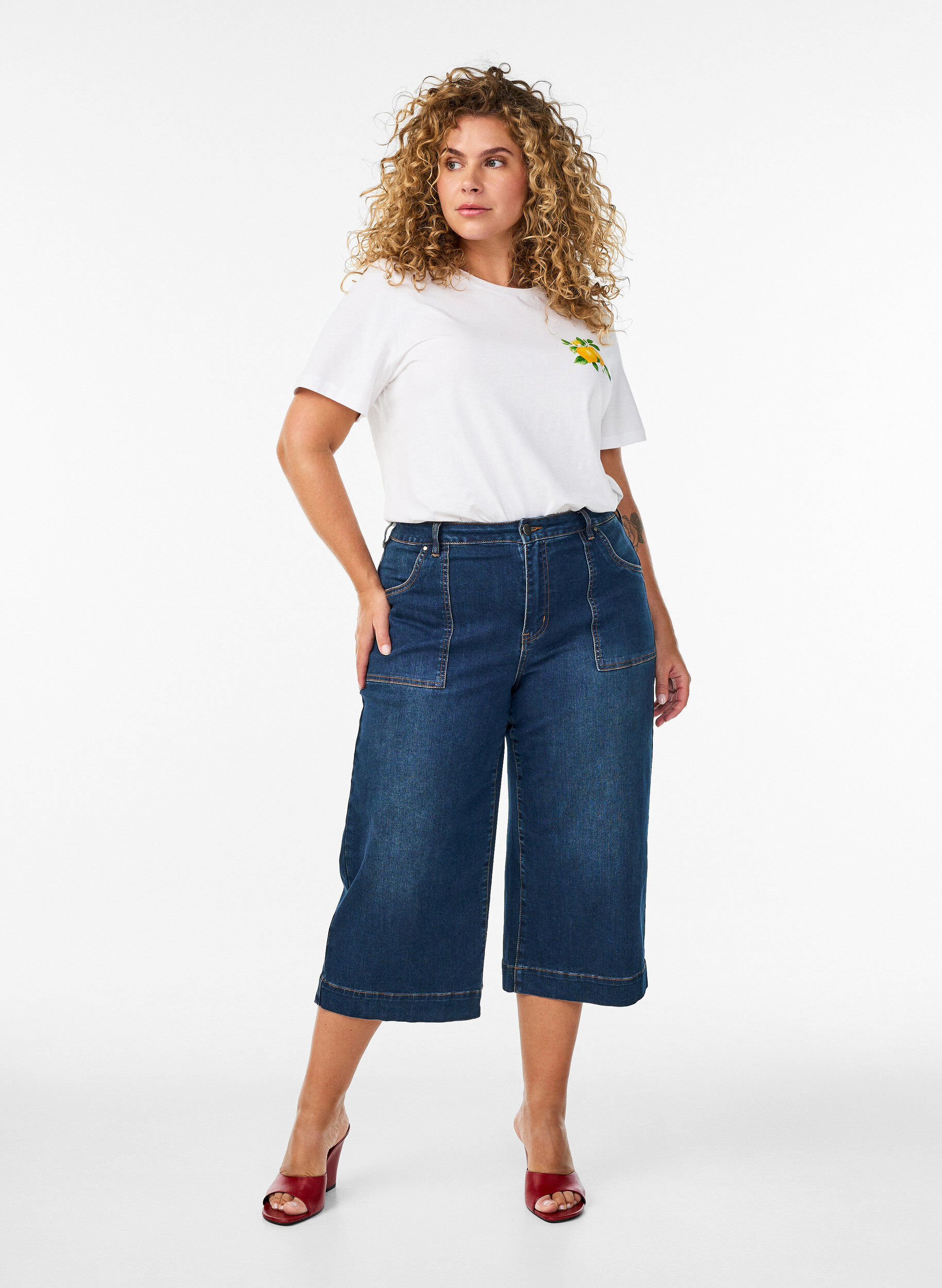 ZizziT-shirt i &oslash;kologisk bomuld med citrusprint, Hvid, Model image number 1