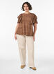 Bluse med smock-struktur og fl&aelig;se&aelig;rmer, Brun, Model image number 1