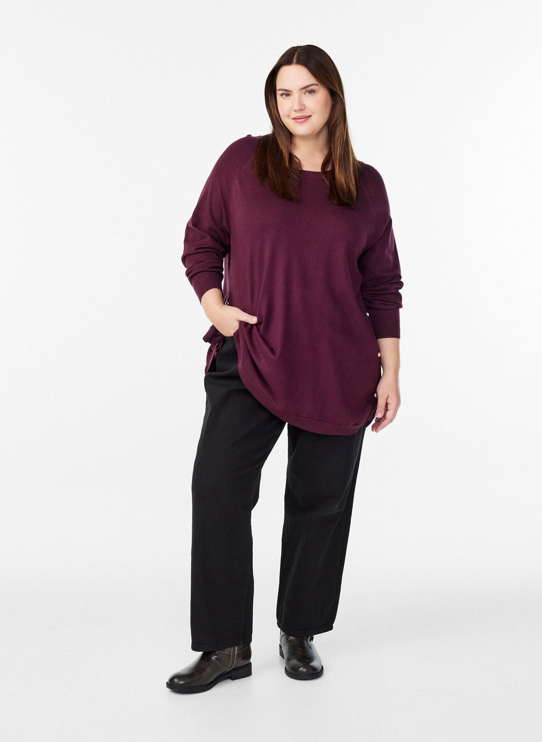 Zizzi Strikbluse med knapper i siden, R&oslash;d, Model image number 1