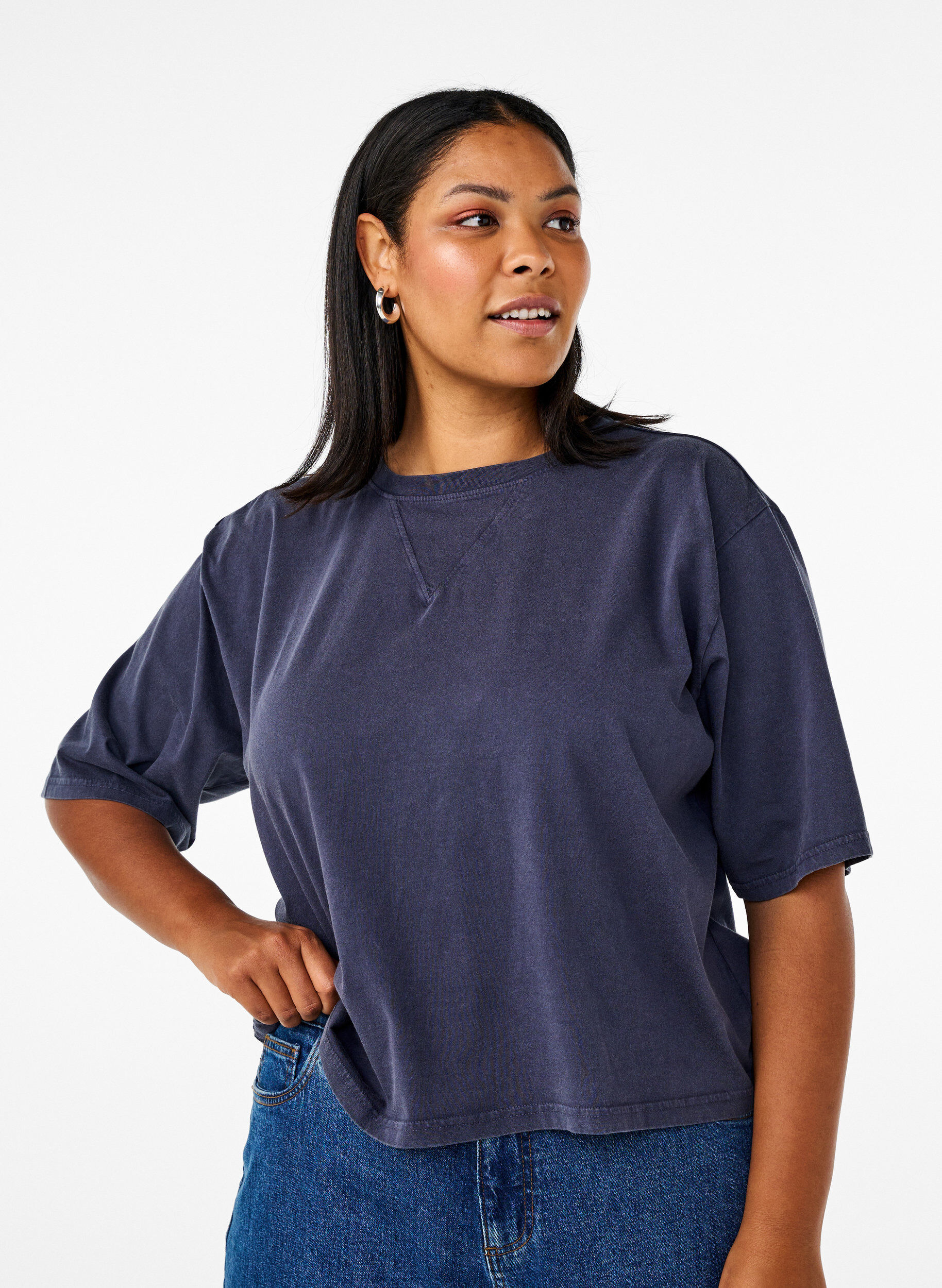 Zizzi Boxy t-shirt i &oslash;kologisk bomuld, Bl&aring;, Model image number 0