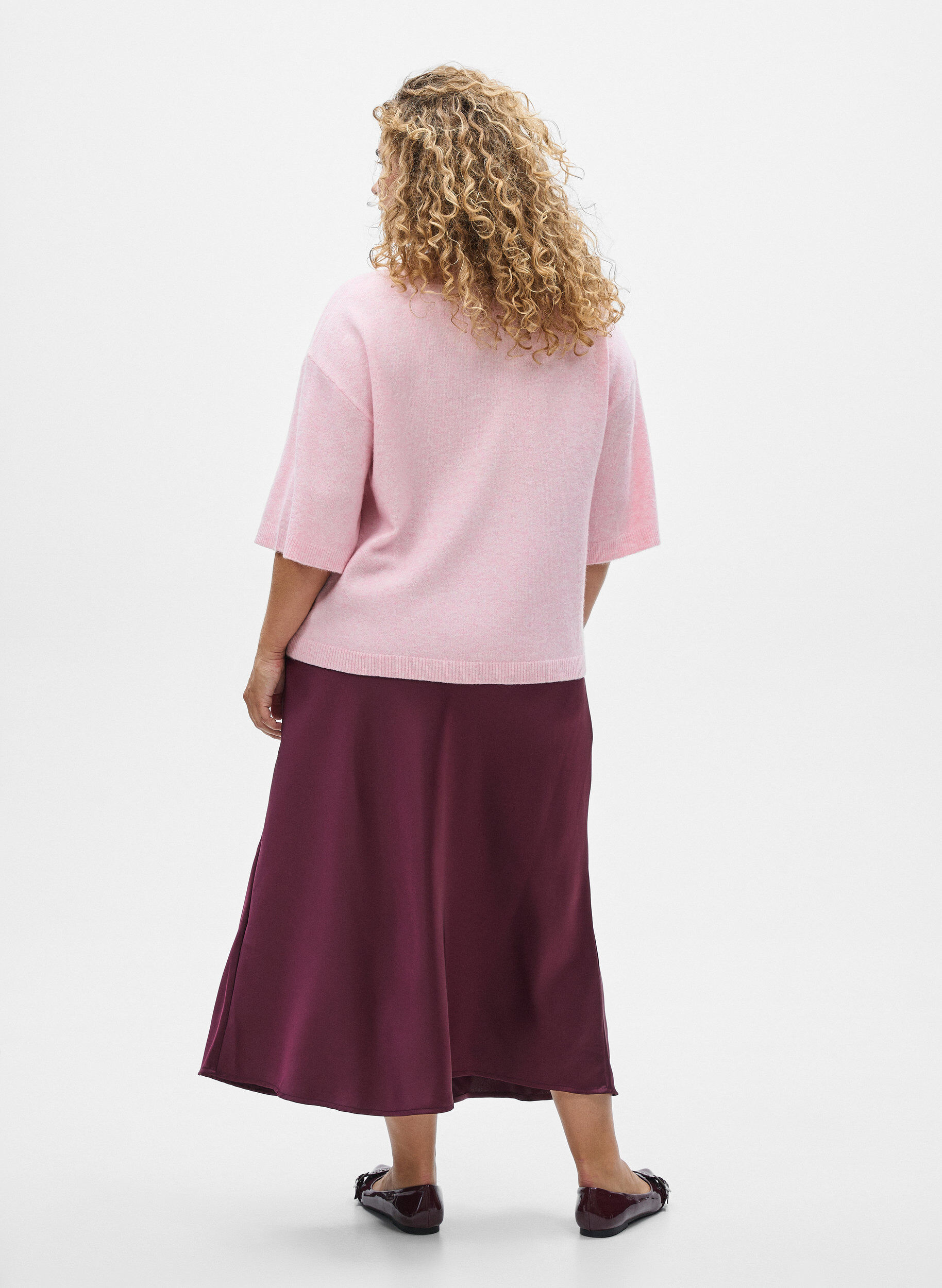Zizzi Satin midi-nederdel, M&oslash;rk Bordeaux, Model image number 2