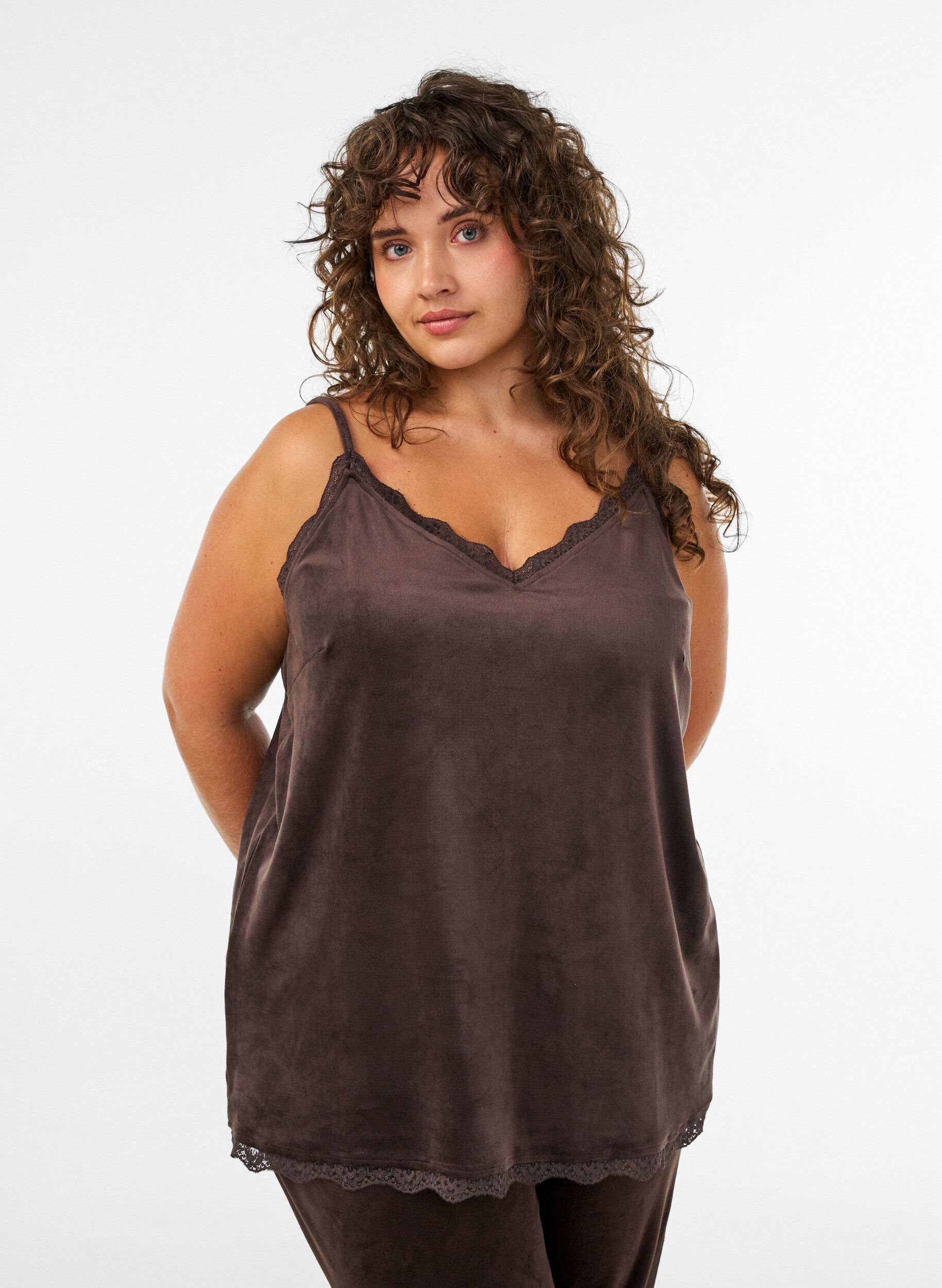 Velourtop med blondekanter, Brun, Model