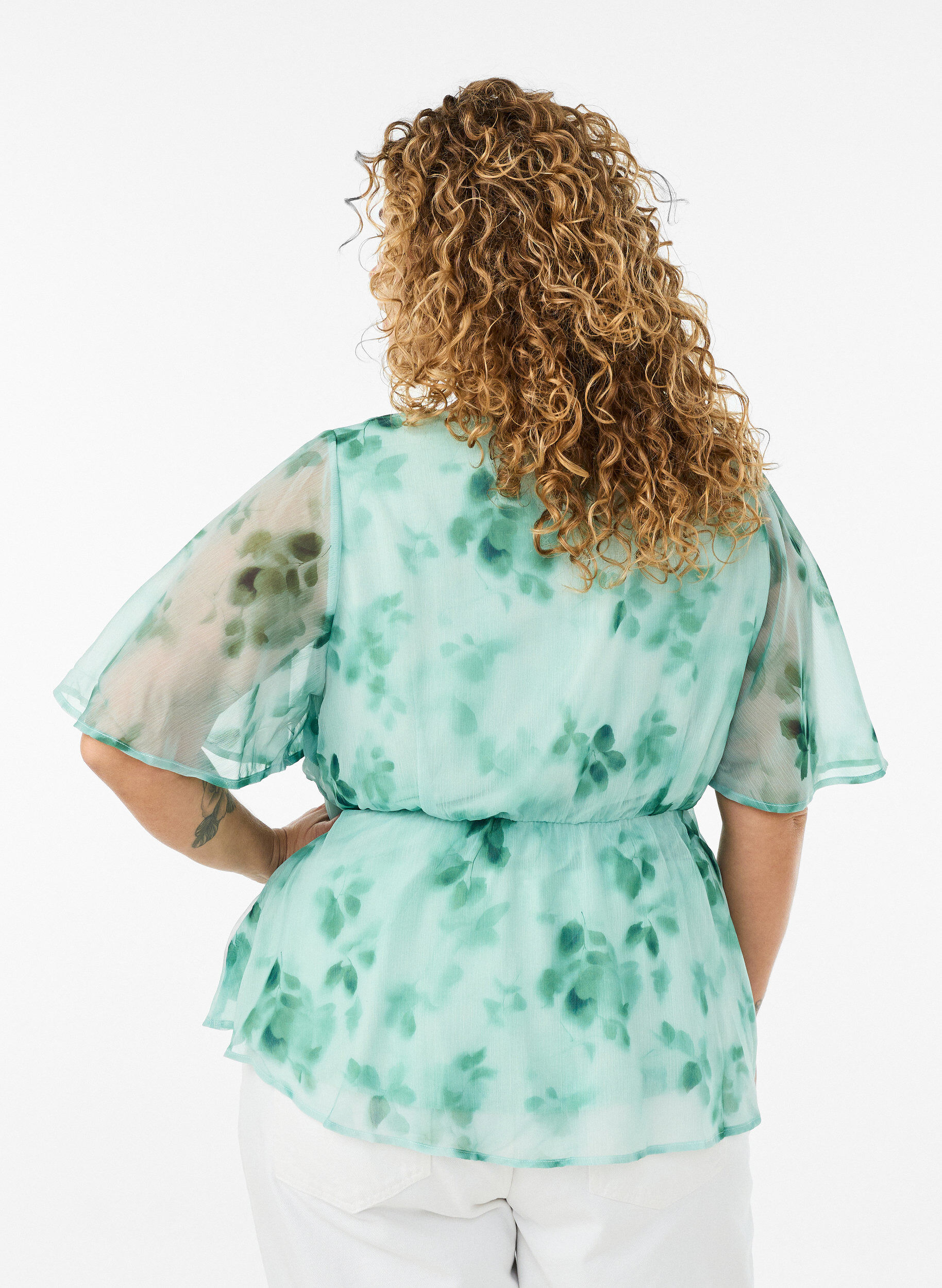 ZizziBlomstret chiffonbluse med korte &aelig;rmer, Gr&oslash;n, Model image number 2