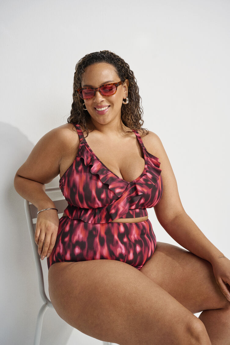 Bikini med fl&aelig;ser, , Model